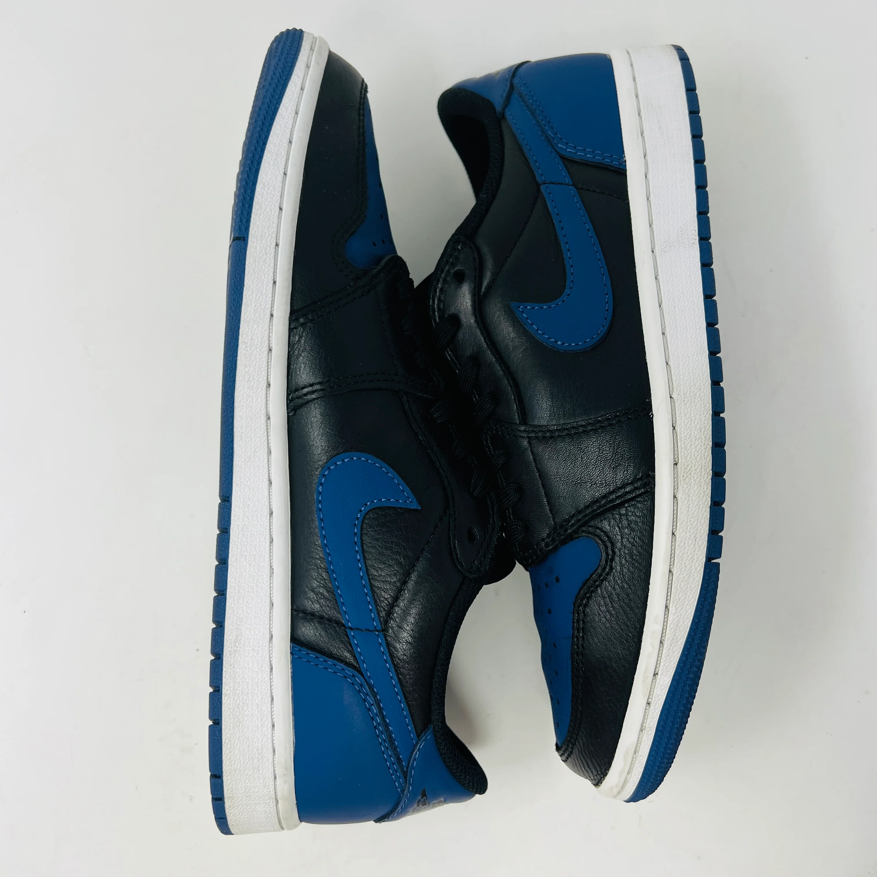 Jordan 1 Retro Low OG Mystic Navy - Image 4