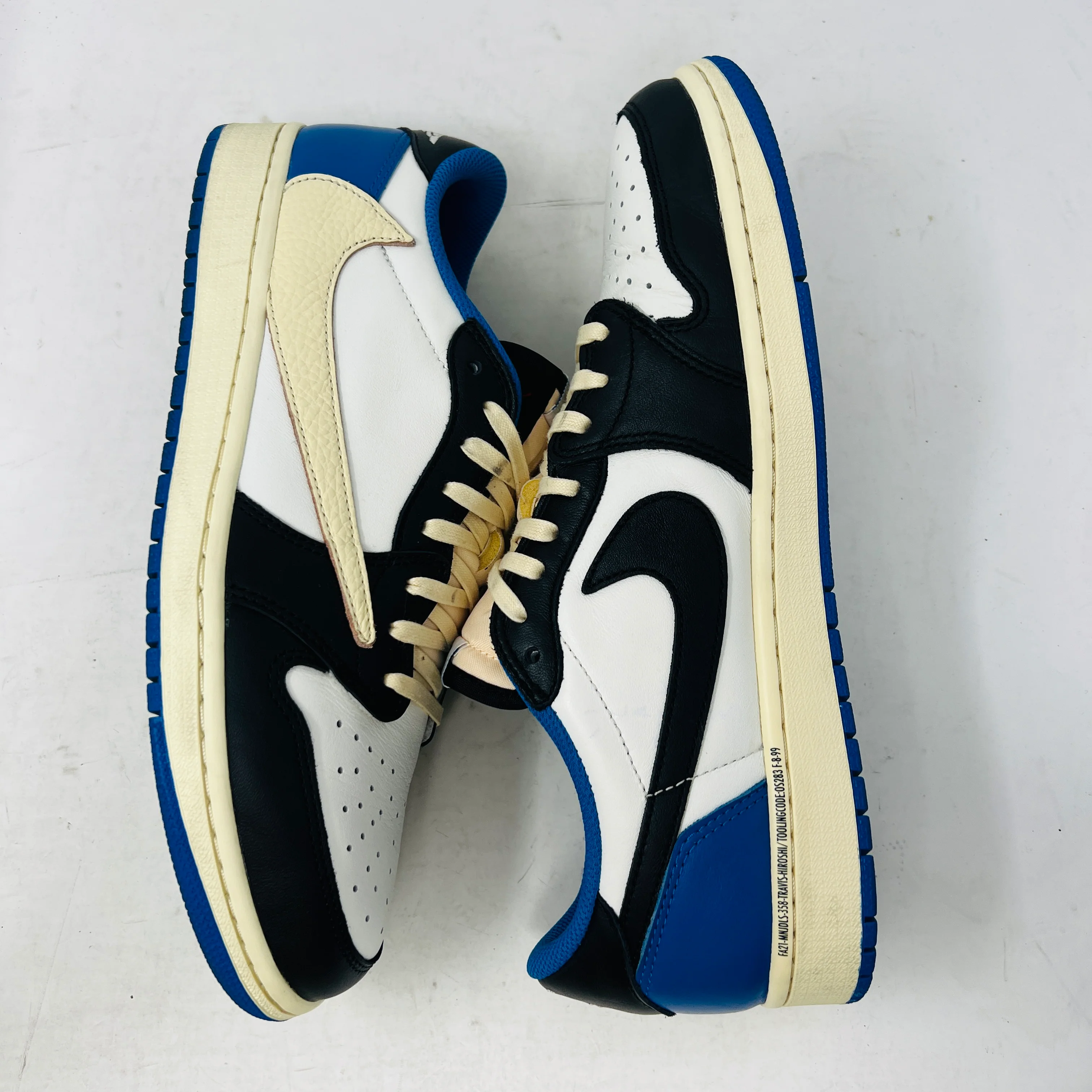Jordan 1 Retro Low OG SP Fragment x Travis Scott - Image 3
