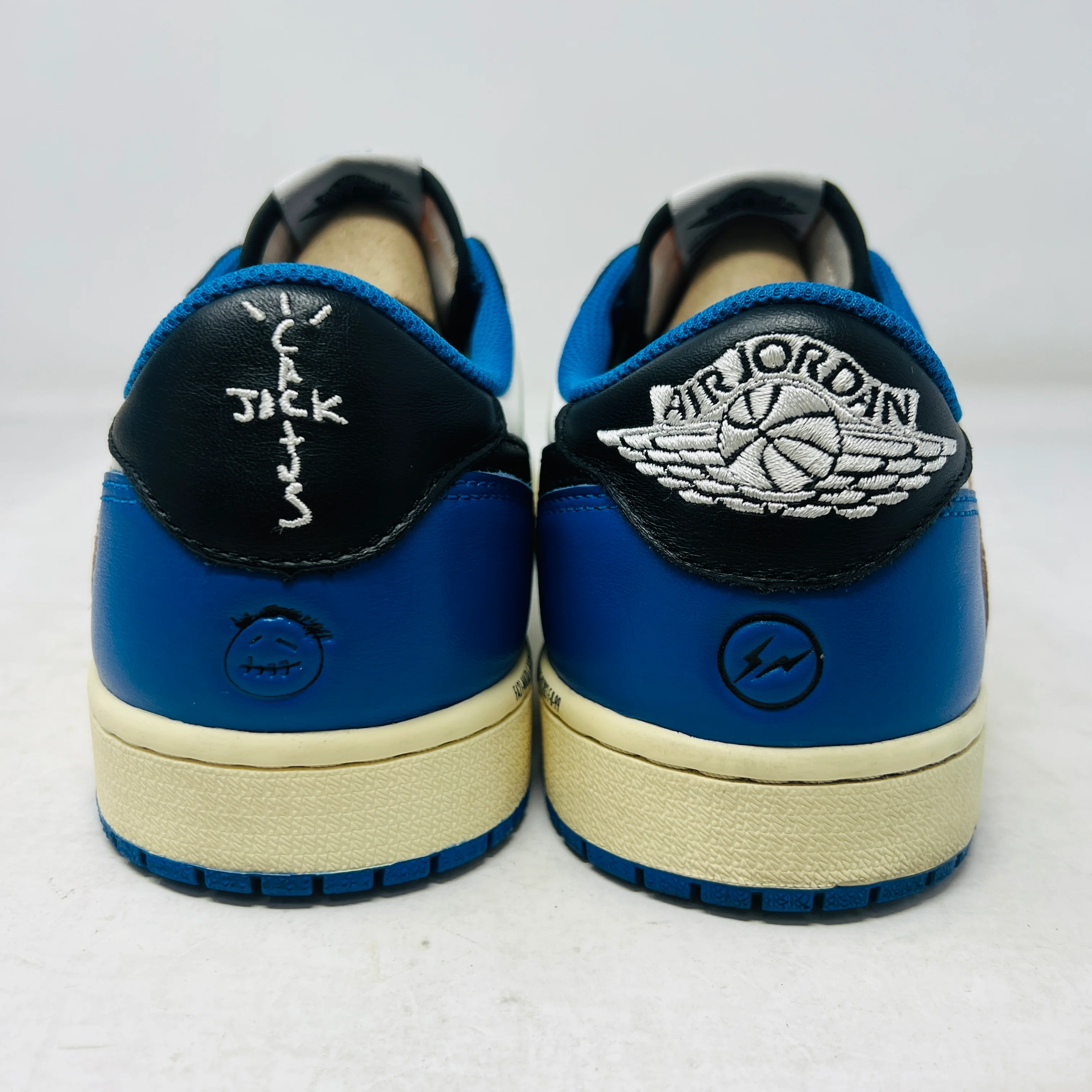 Jordan 1 Retro Low OG SP Fragment x Travis Scott - Image 5