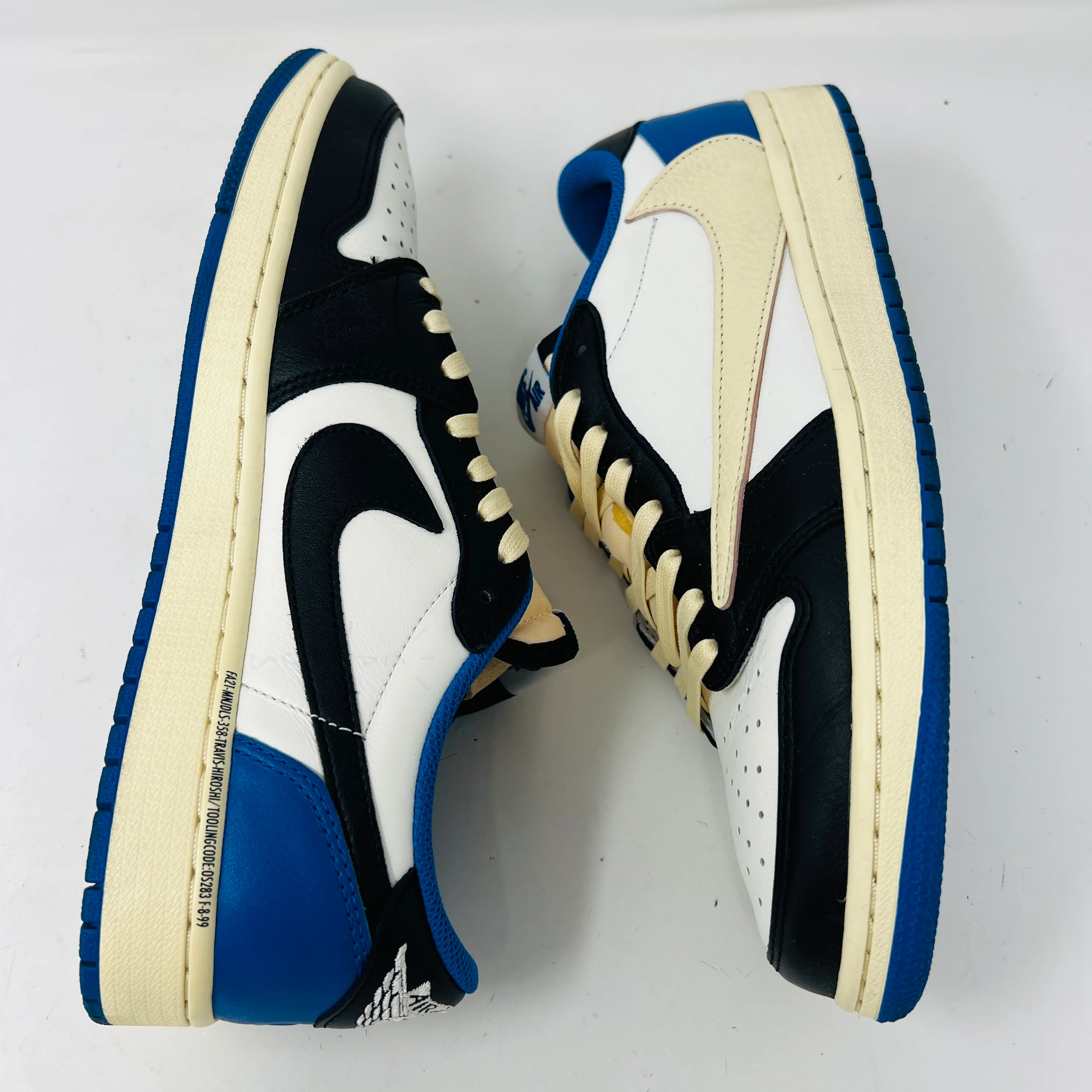 Jordan 1 Retro Low OG SP Fragment x Travis Scott - Image 3