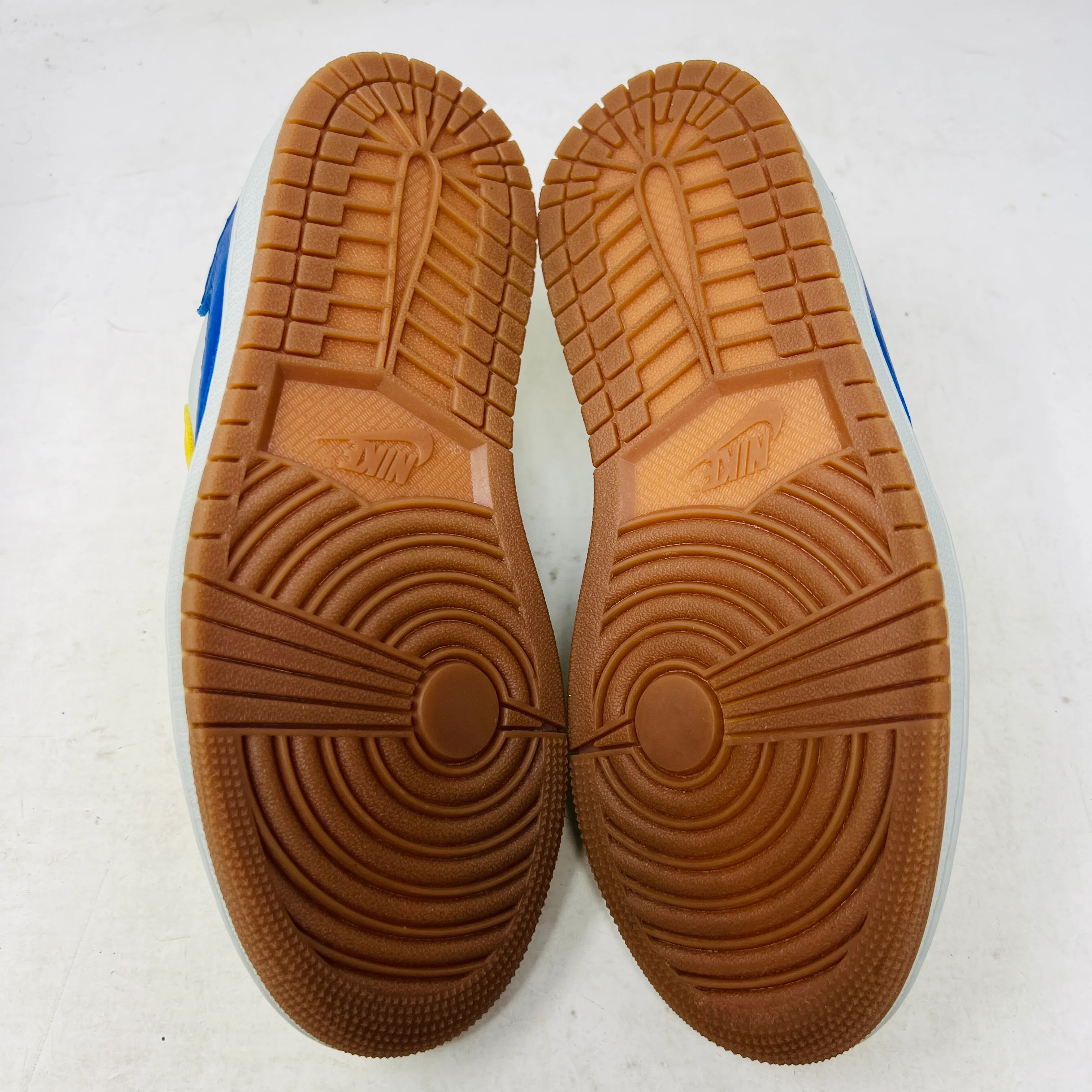 Jordan 1 Retro Low OG SP Travis Scott Canary (Women's) - Image 6
