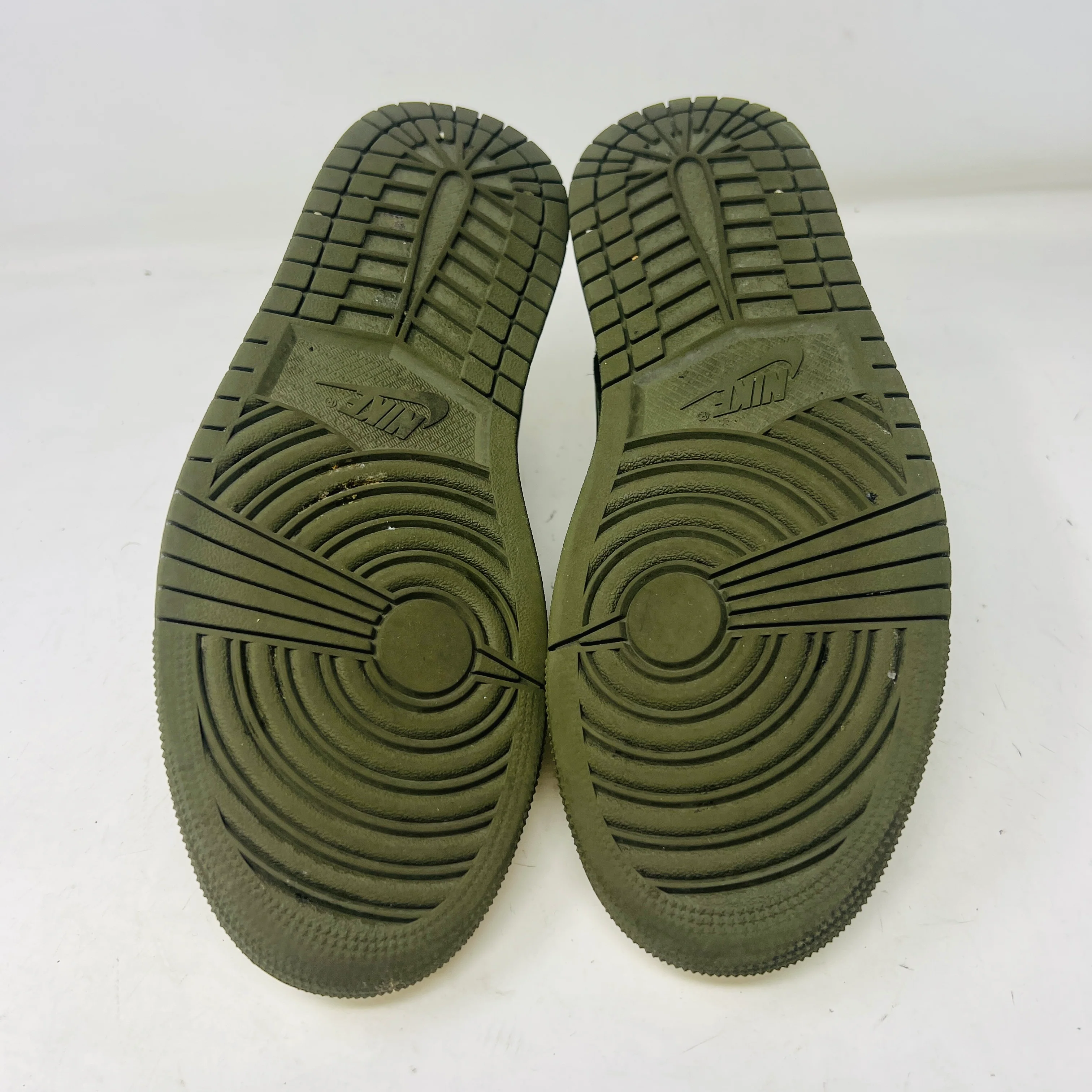 Jordan 1 Retro Low OG SP Travis Scott Olive (Women's) - Image 6
