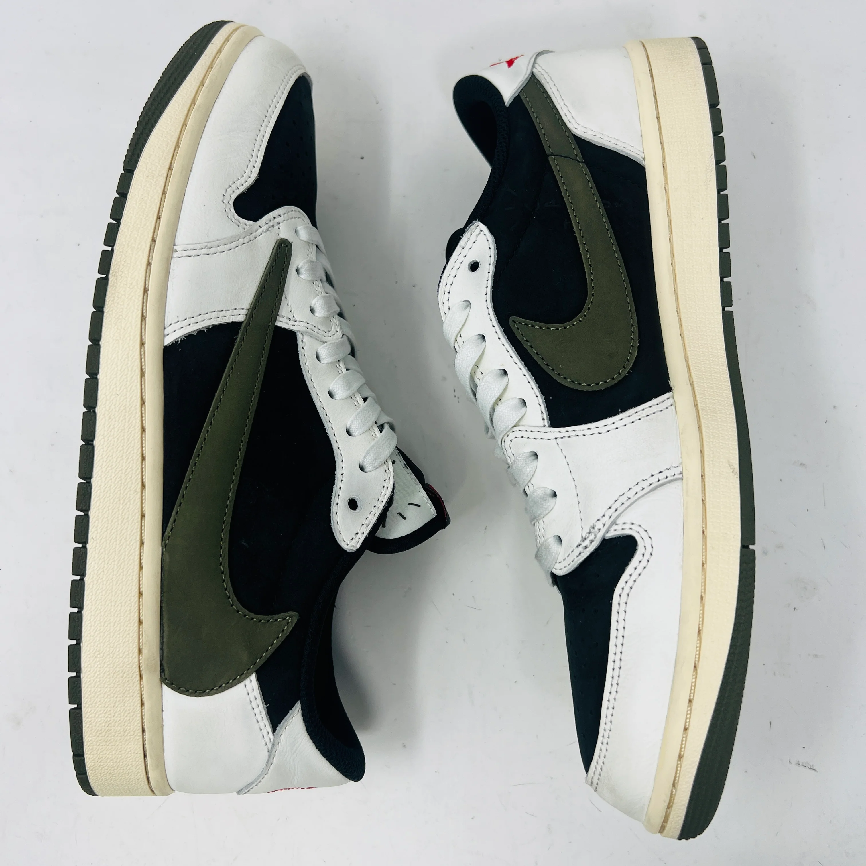 Jordan 1 Retro Low OG SP Travis Scott Olive (Women's) - Image 4
