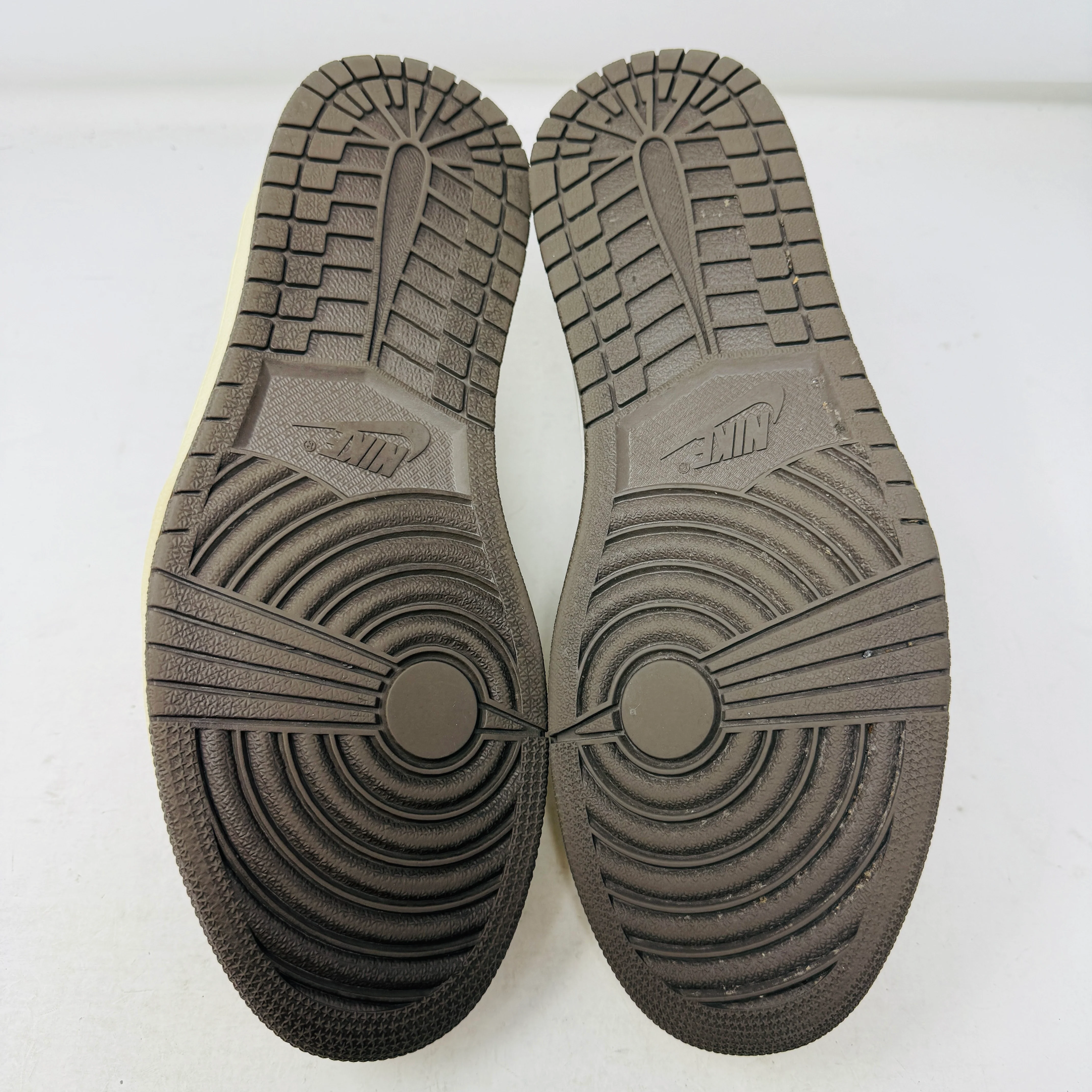 Jordan 1 Retro Low OG SP Travis Scott Reverse Mocha - Image 6