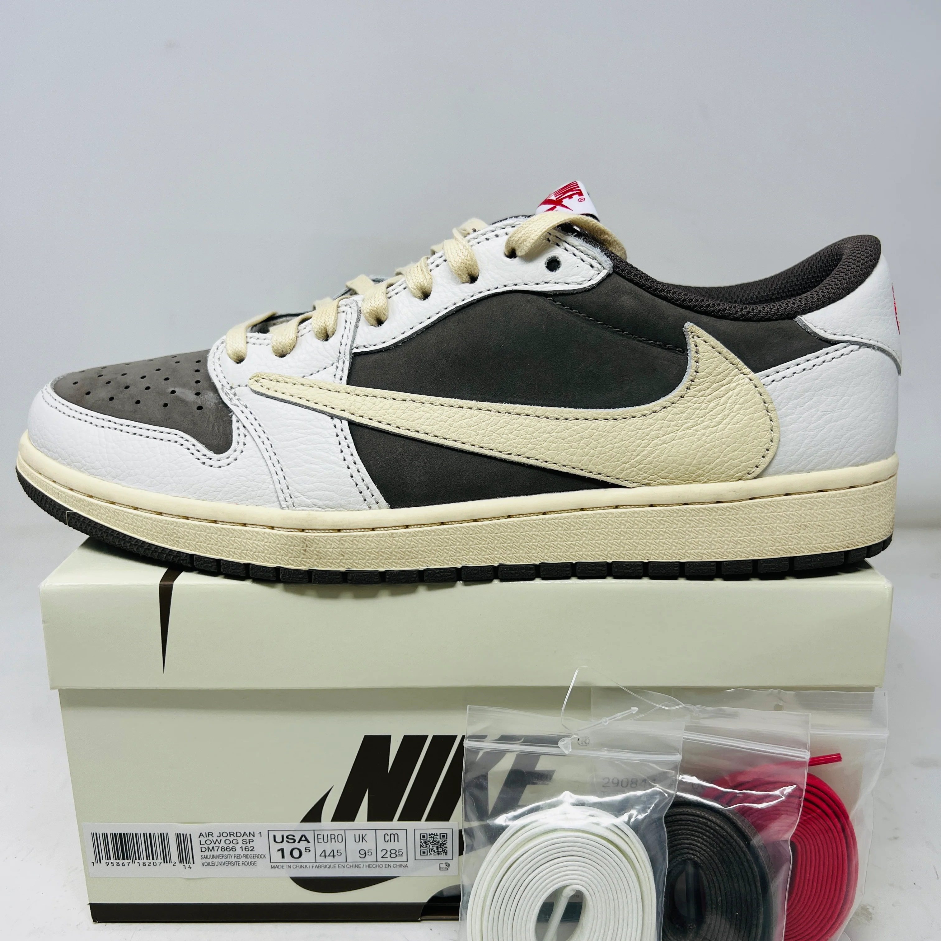 Jordan 1 Retro Low OG SP Travis Scott Reverse Mocha