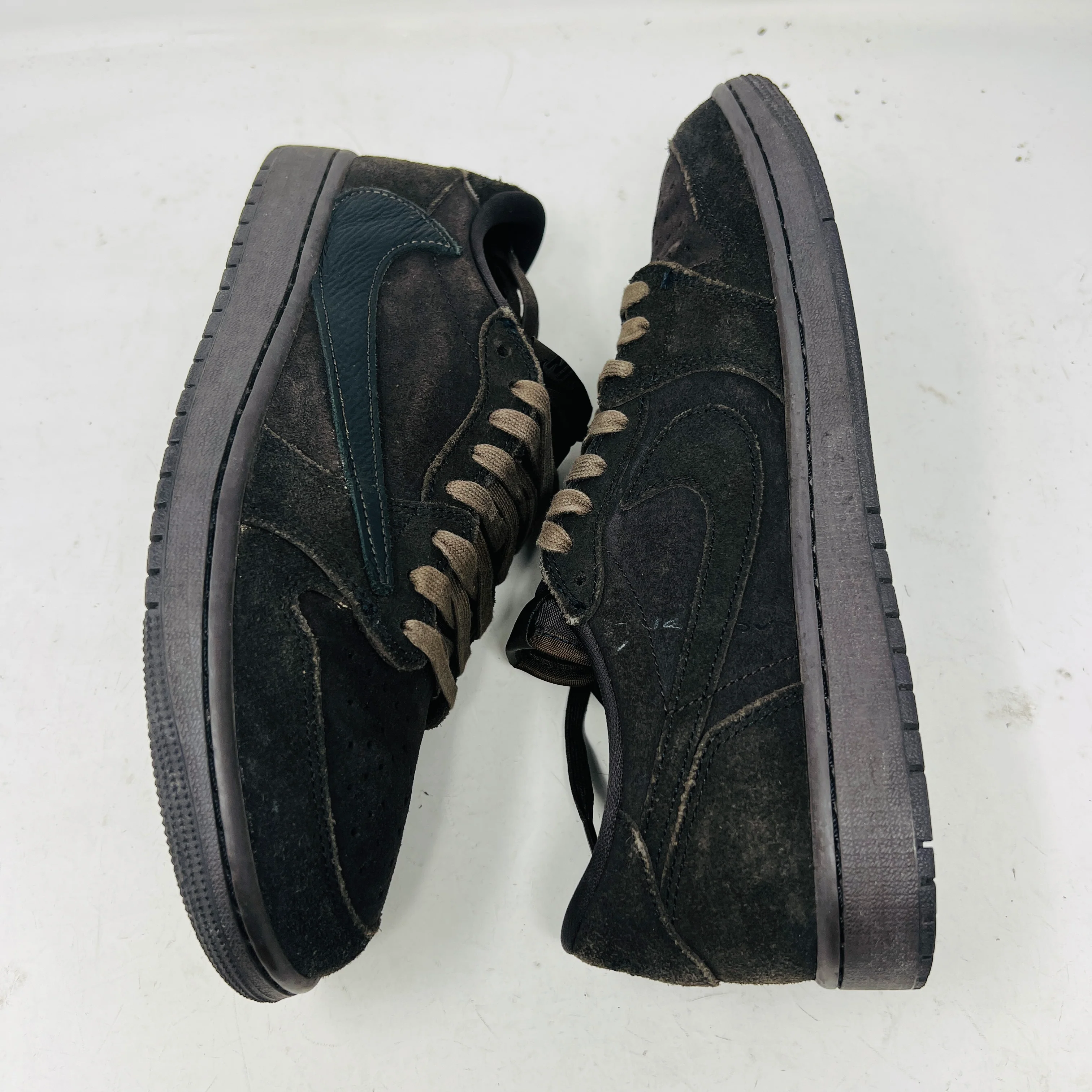 Jordan 1 Retro Low OG SP Travis Scott Velvet Brown - Image 3