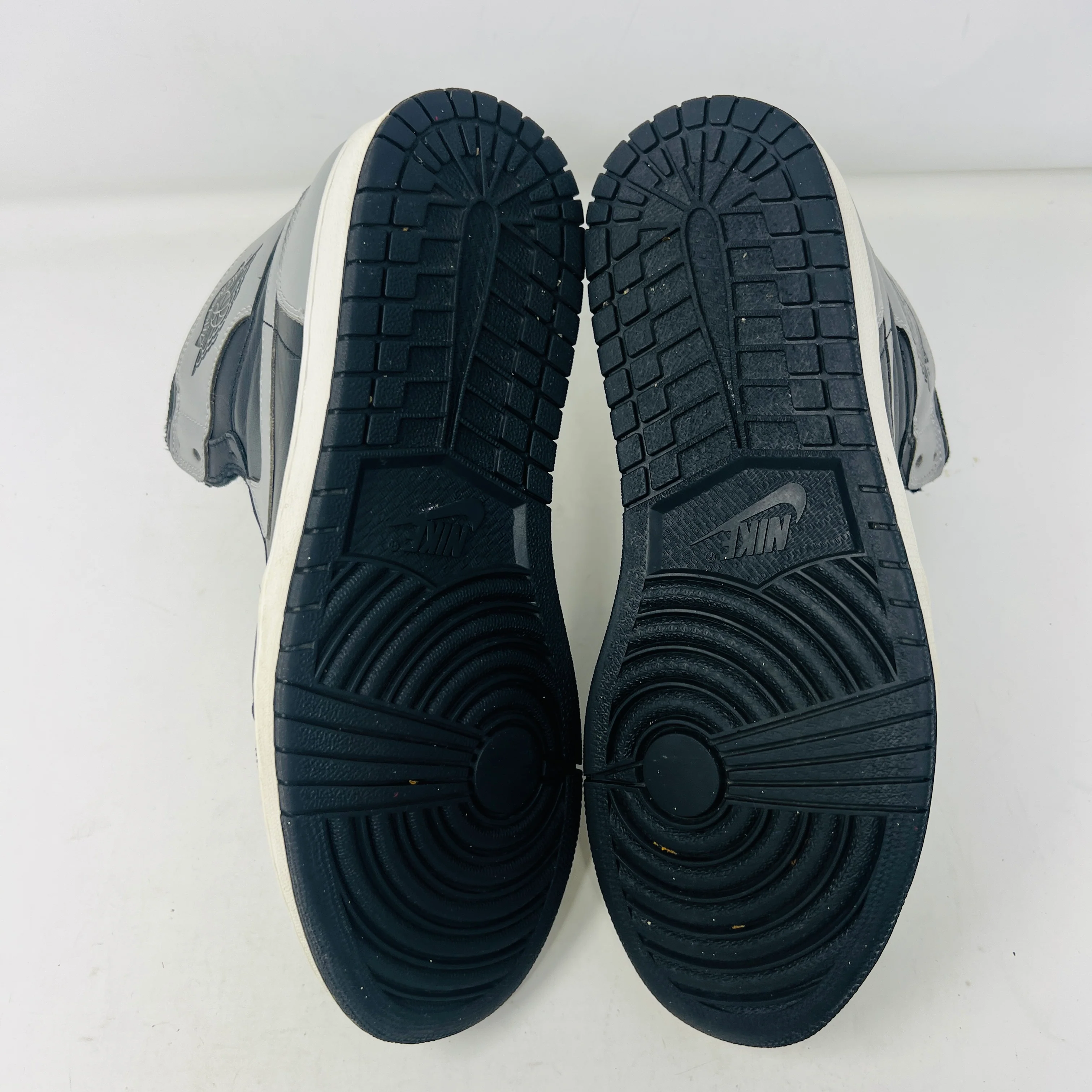 Jordan 1 Retro Shadow (2013) - Image 6