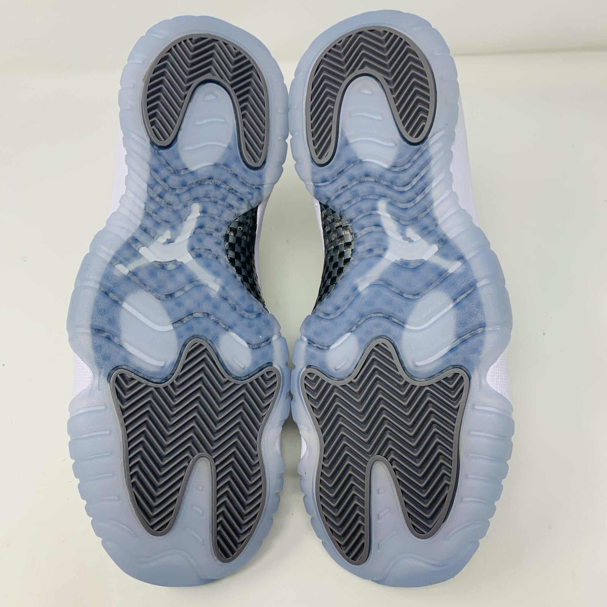 Jordan 11 Cool Grey GS - Image 6