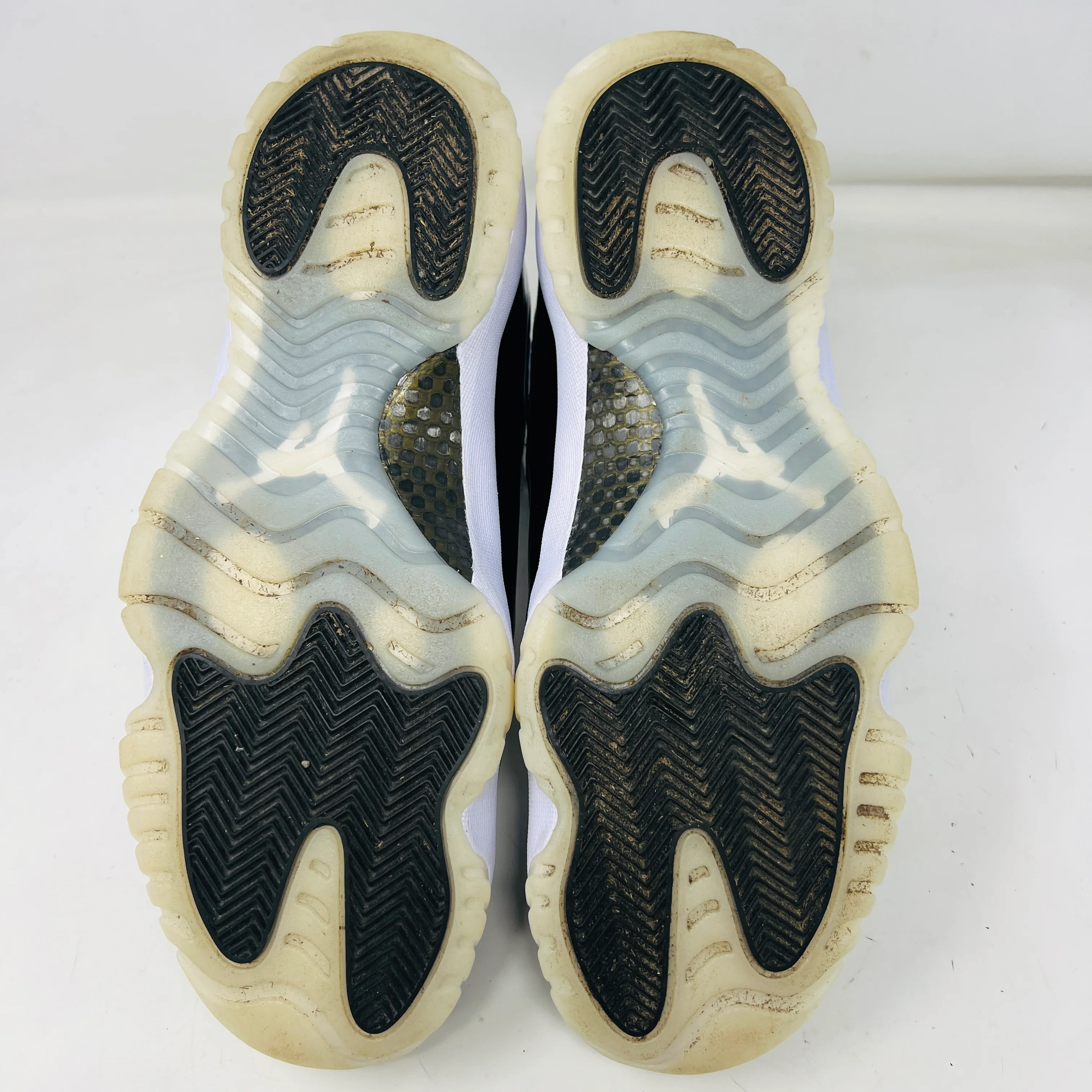 Jordan 11 Retro DMP Gratitude (2023) - Image 6