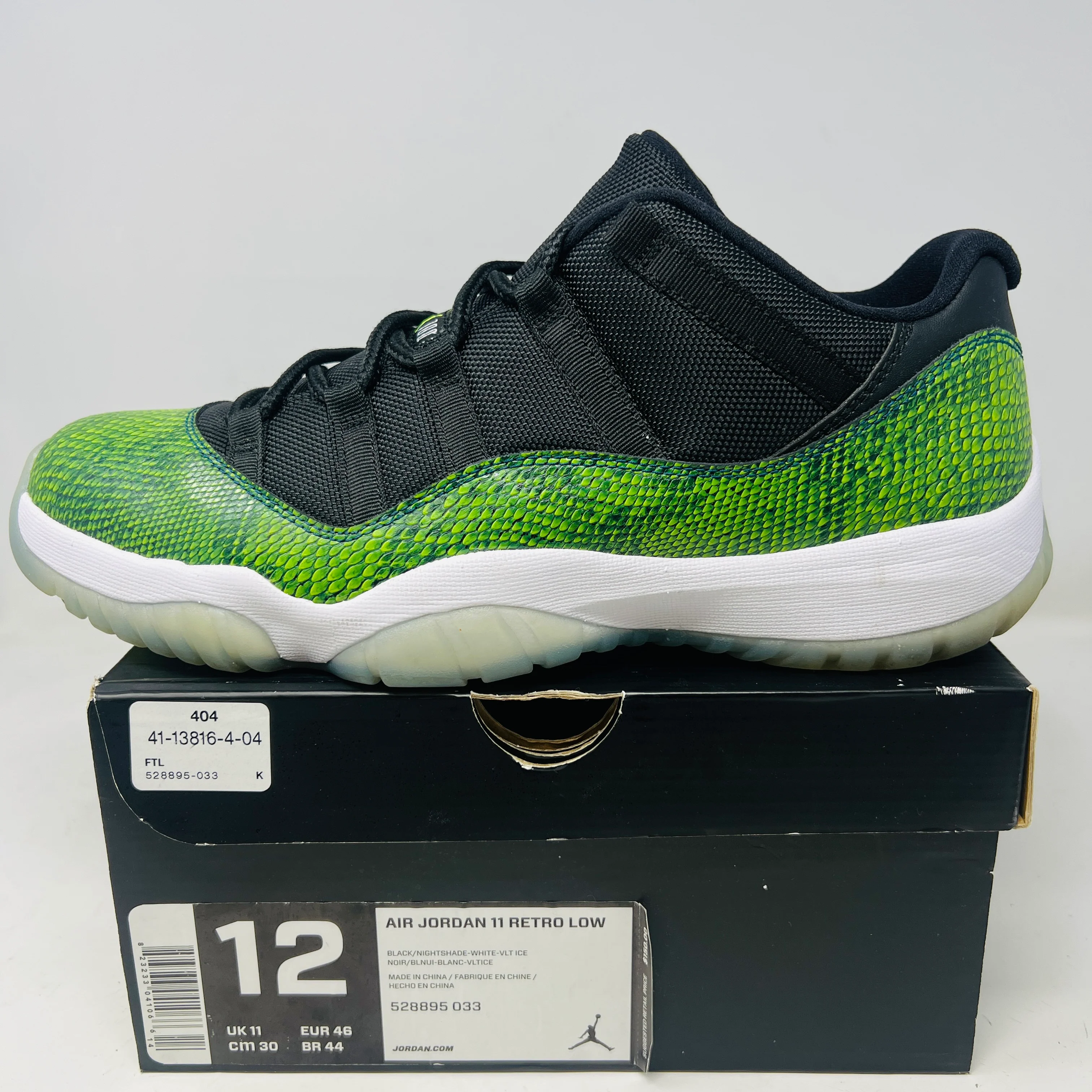 Jordan 11 Retro Low Green Snakeskin