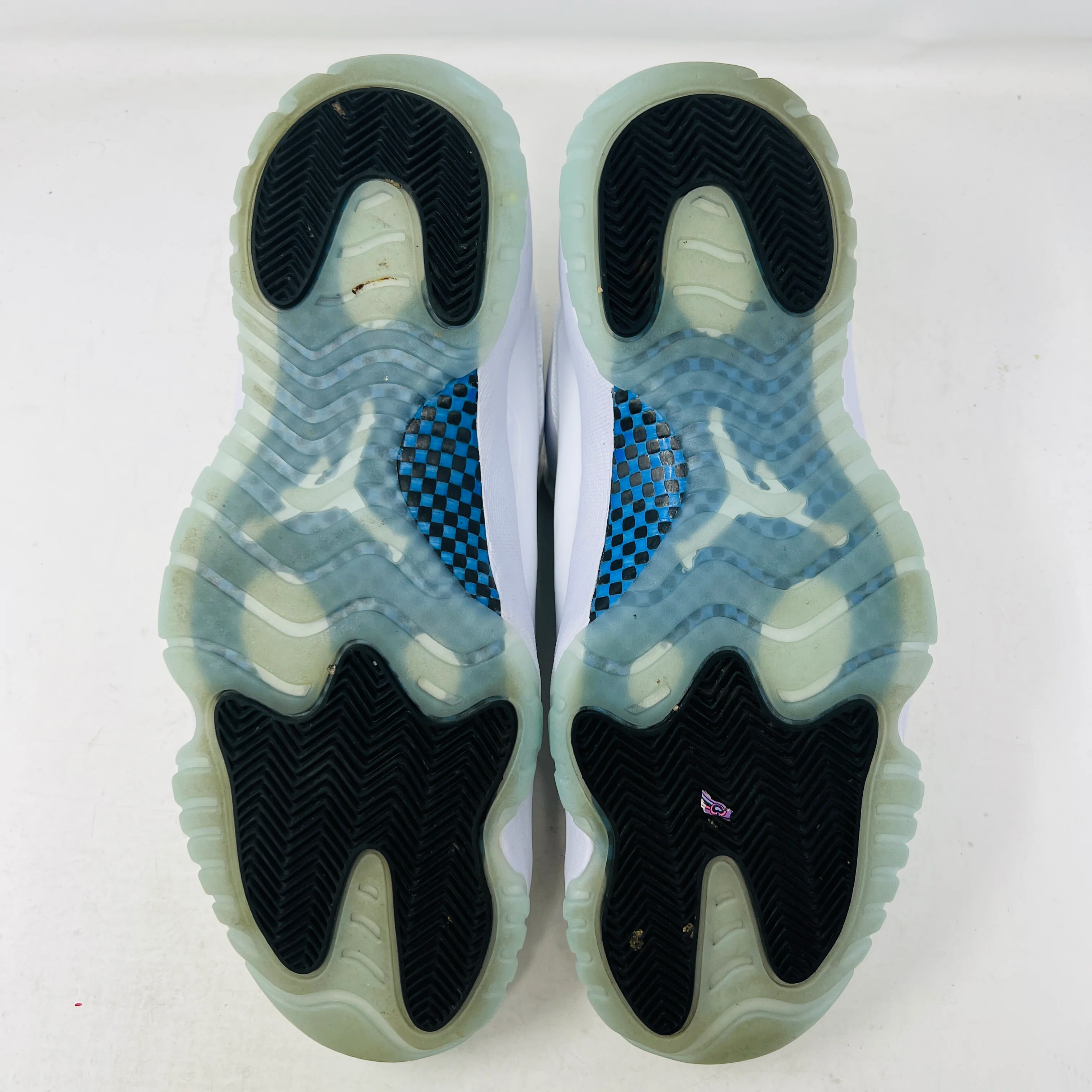 Jordan 11 Retro Low Legend Blue - Image 6