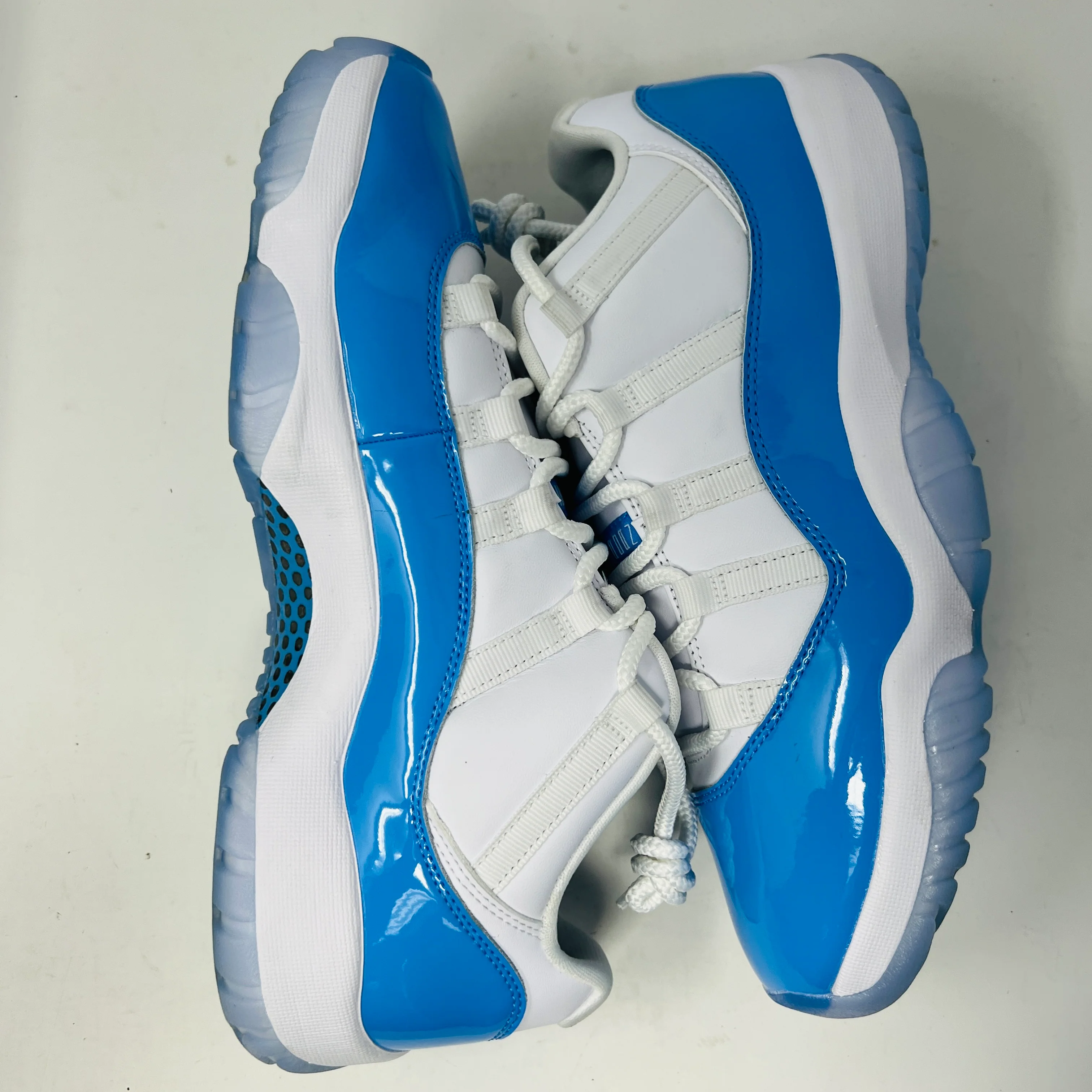 Jordan 11 Retro Low University Blue (2026) - Image 3