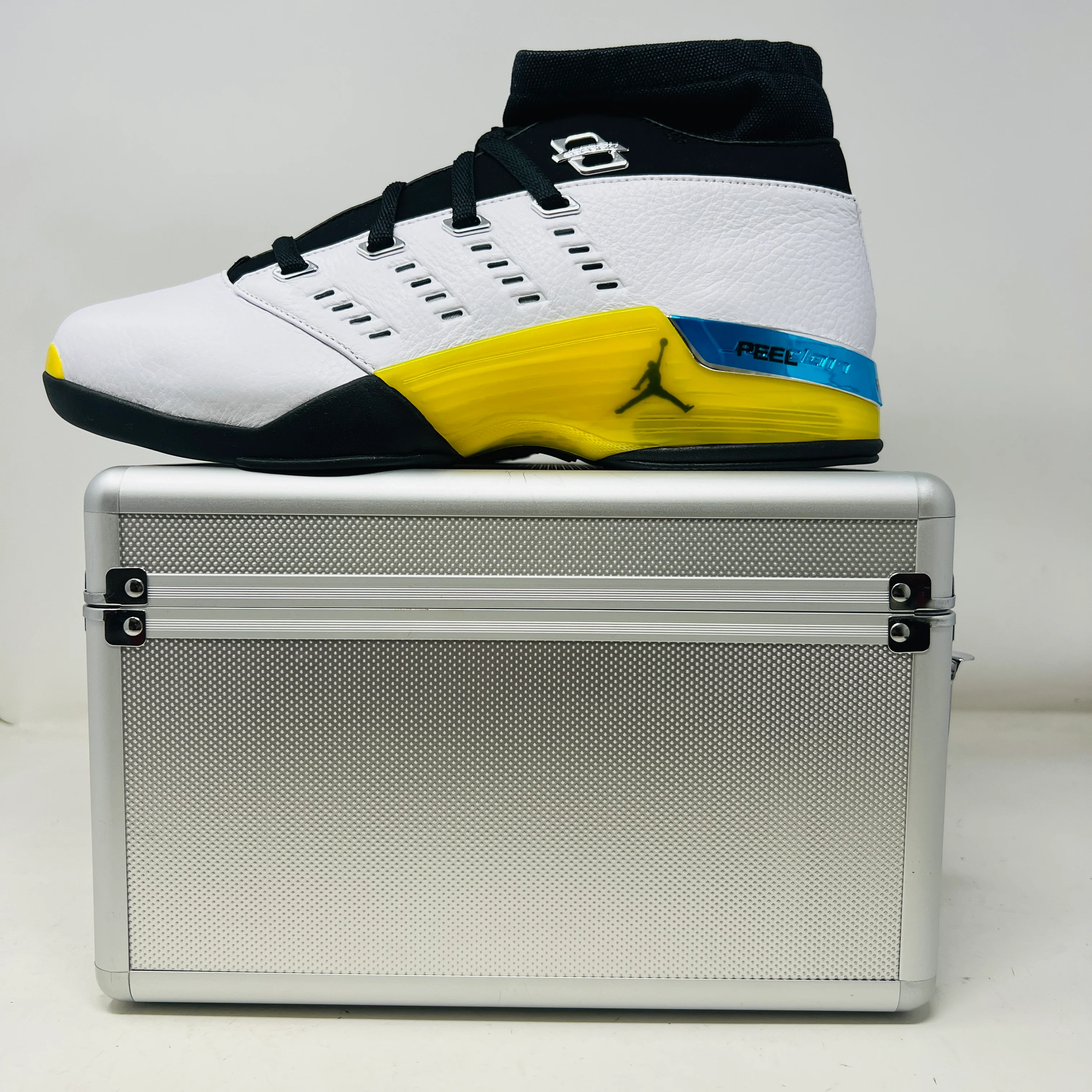 Jordan 17 Retro Low All-Star Lightning (2024)