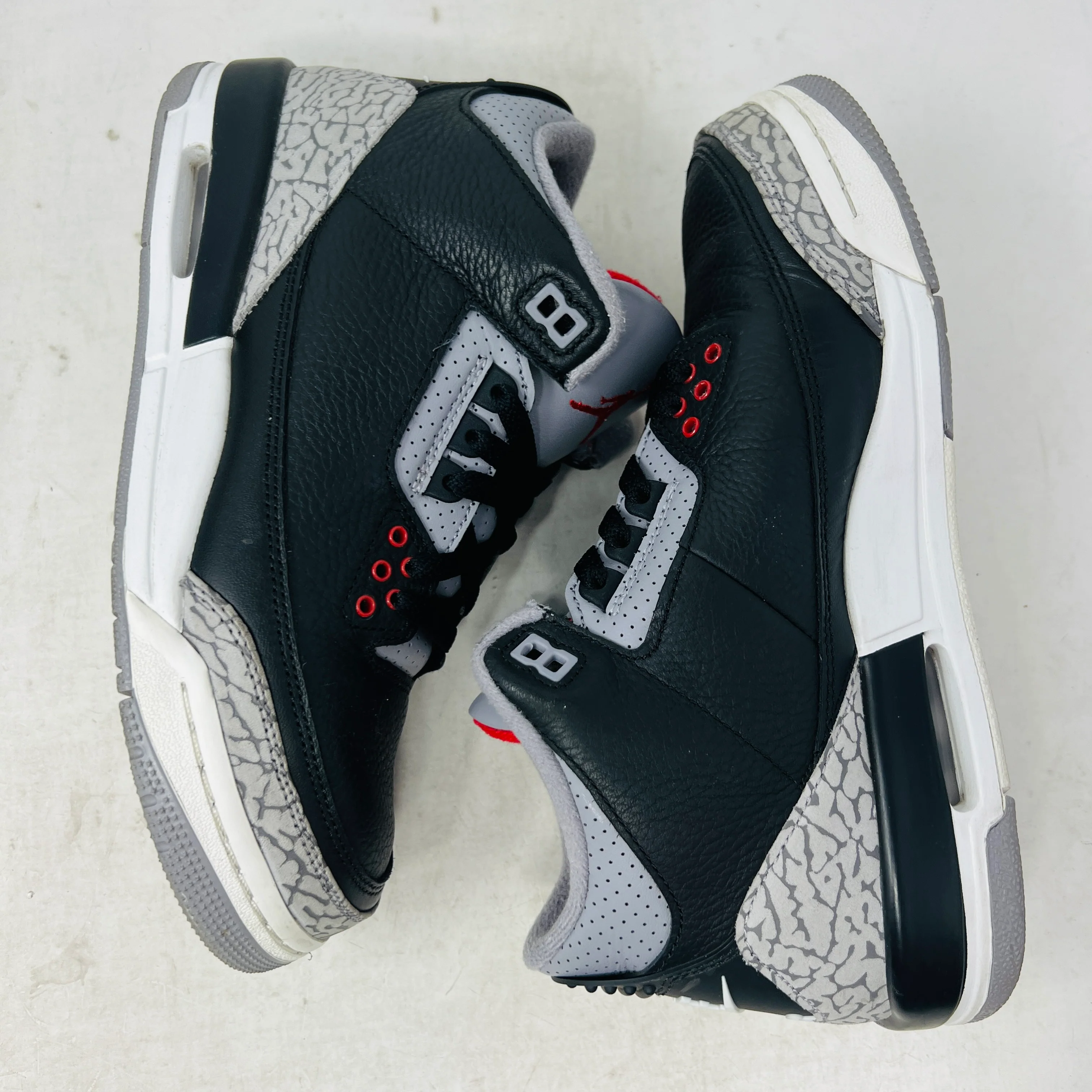 Jordan 3 Retro Black Cement (2024) (GS) - Image 3