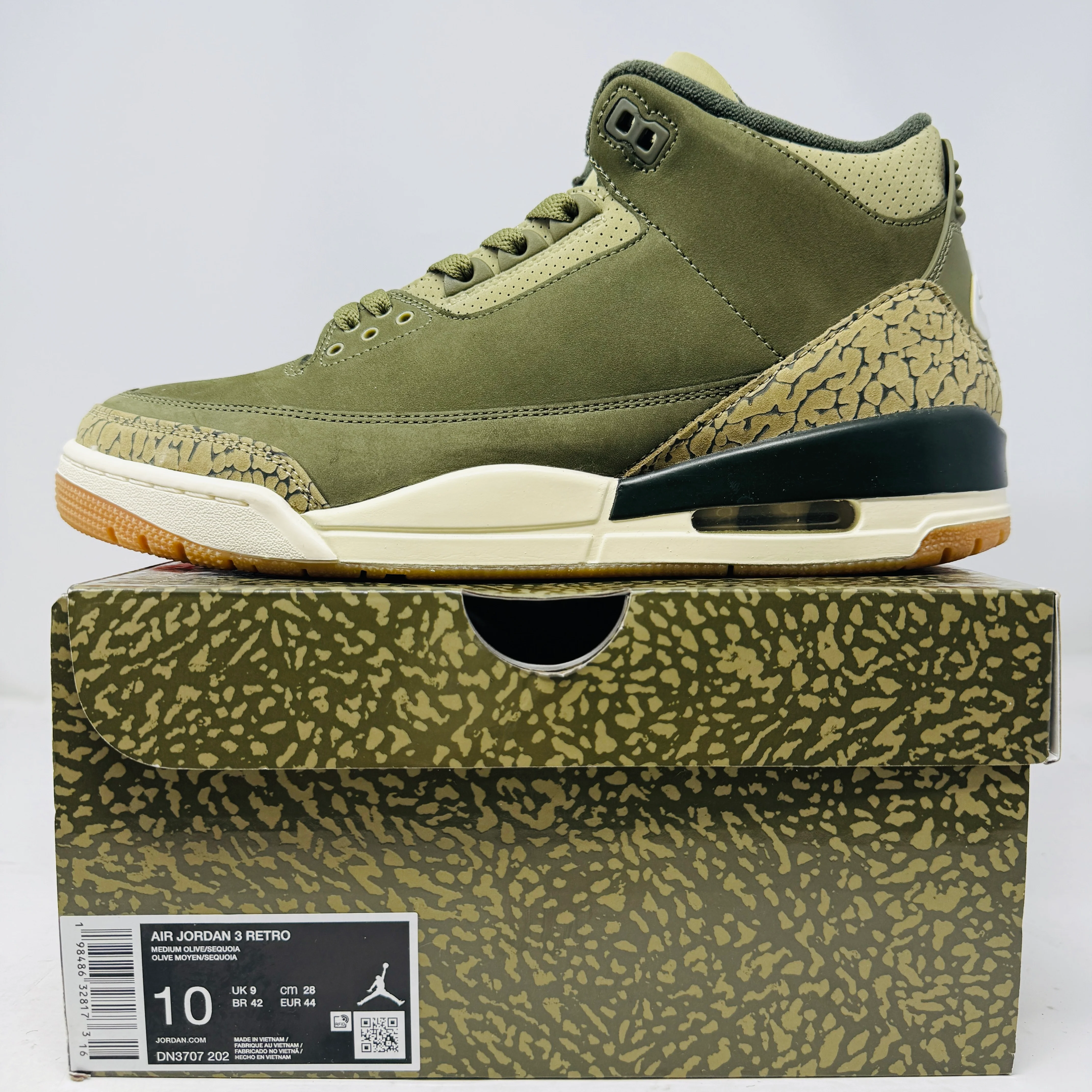 Jordan 3 Retro Family Affair