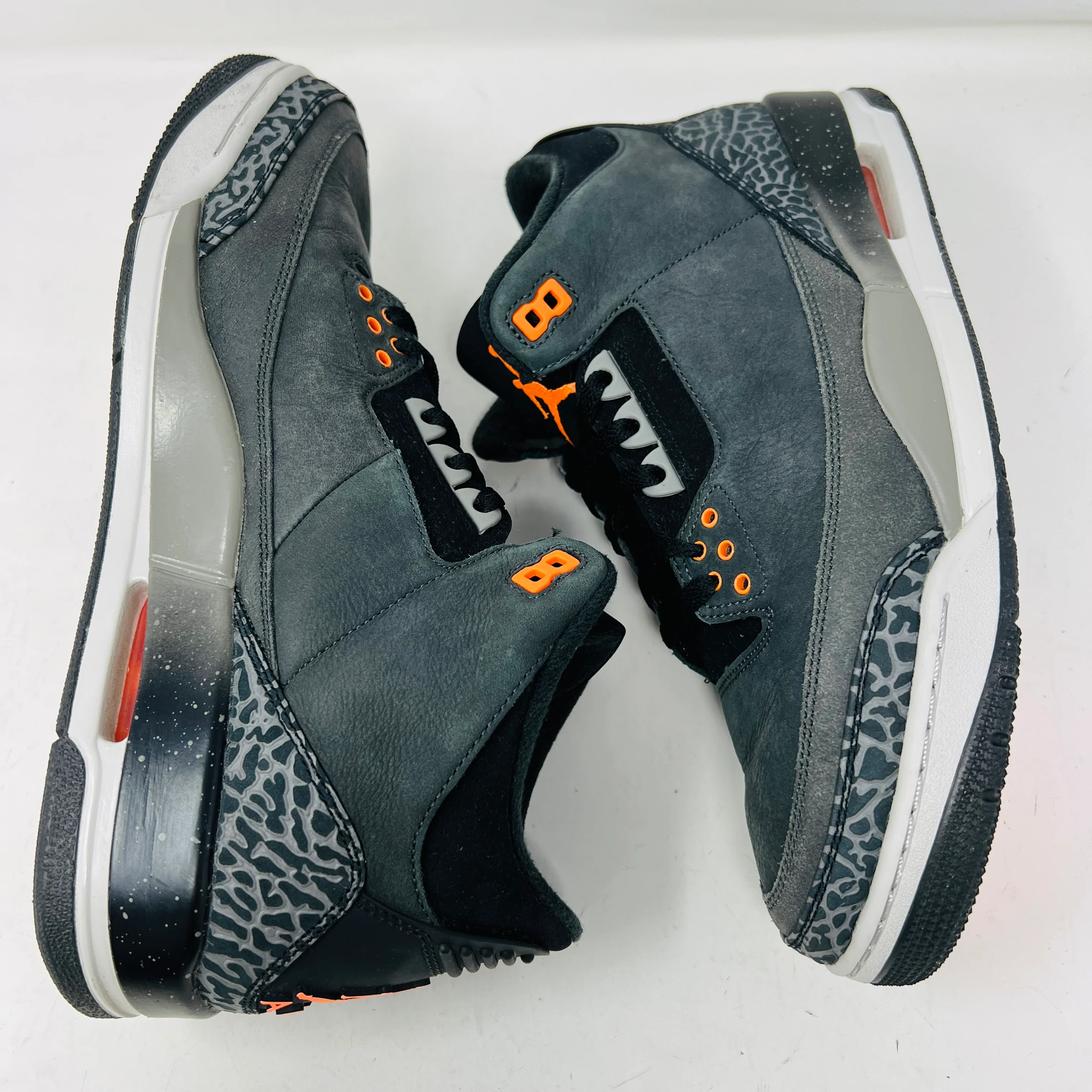 Jordan 3 Retro Fear Pack (2023) - Image 3