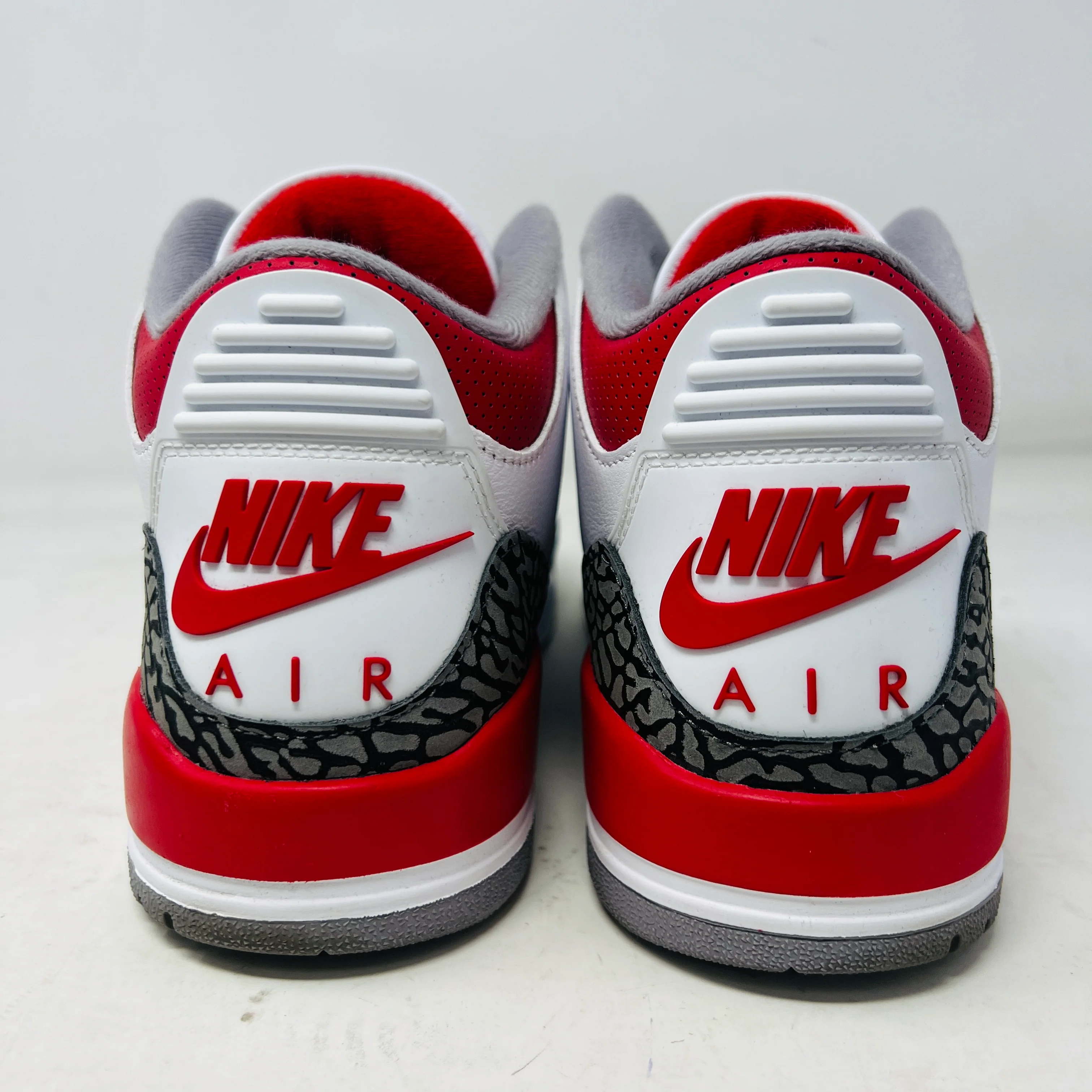 Jordan 3 Retro Fire Red (2022) - Image 5