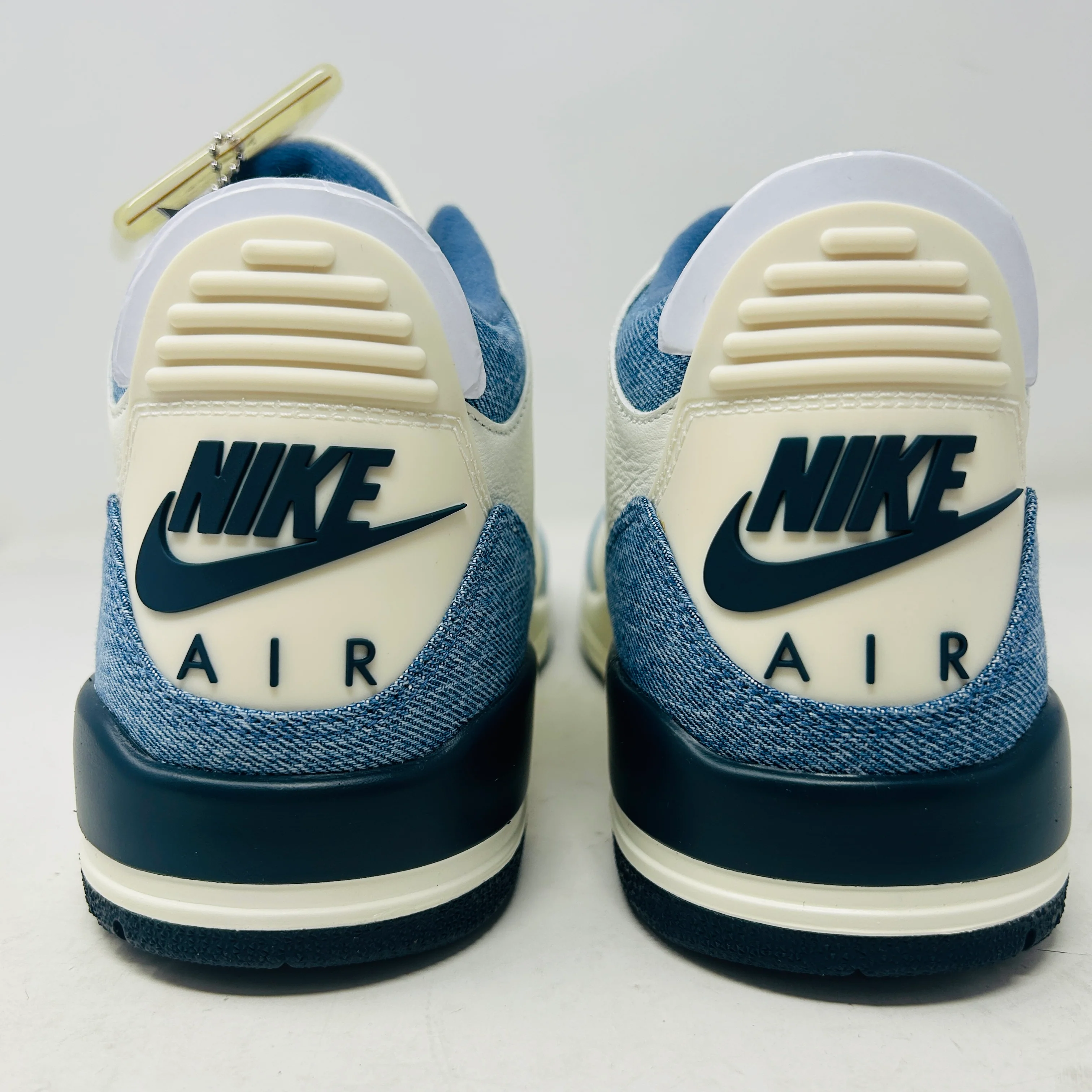 Jordan 3 Retro Levi’s All-Star - Image 5