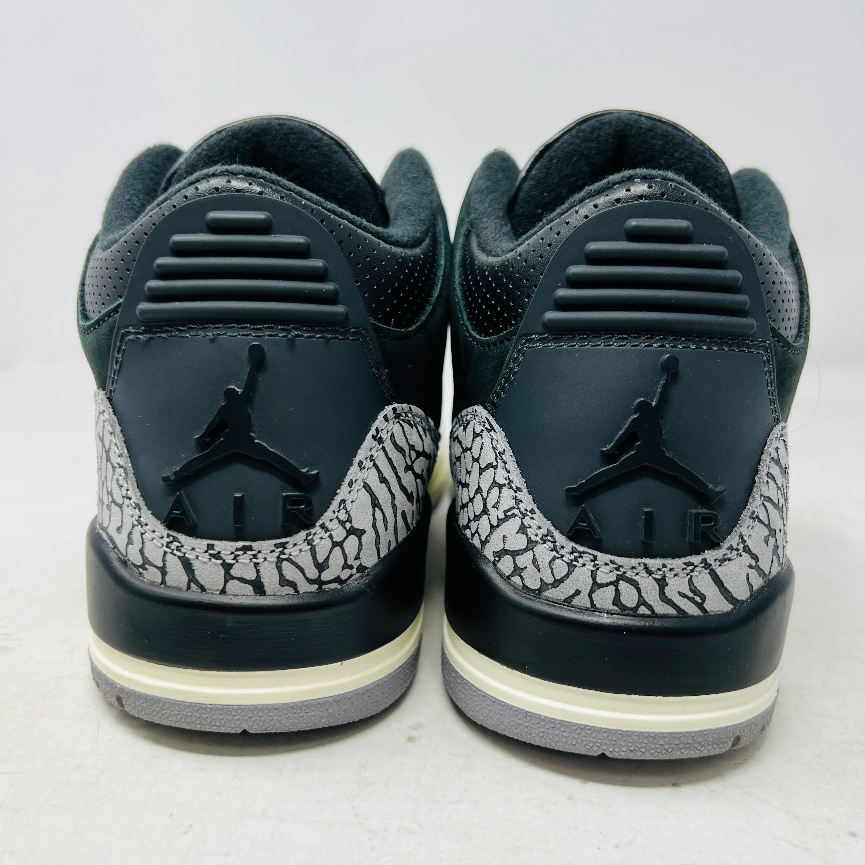 Jordan 3 Retro Off Noir (Women's) - Image 5