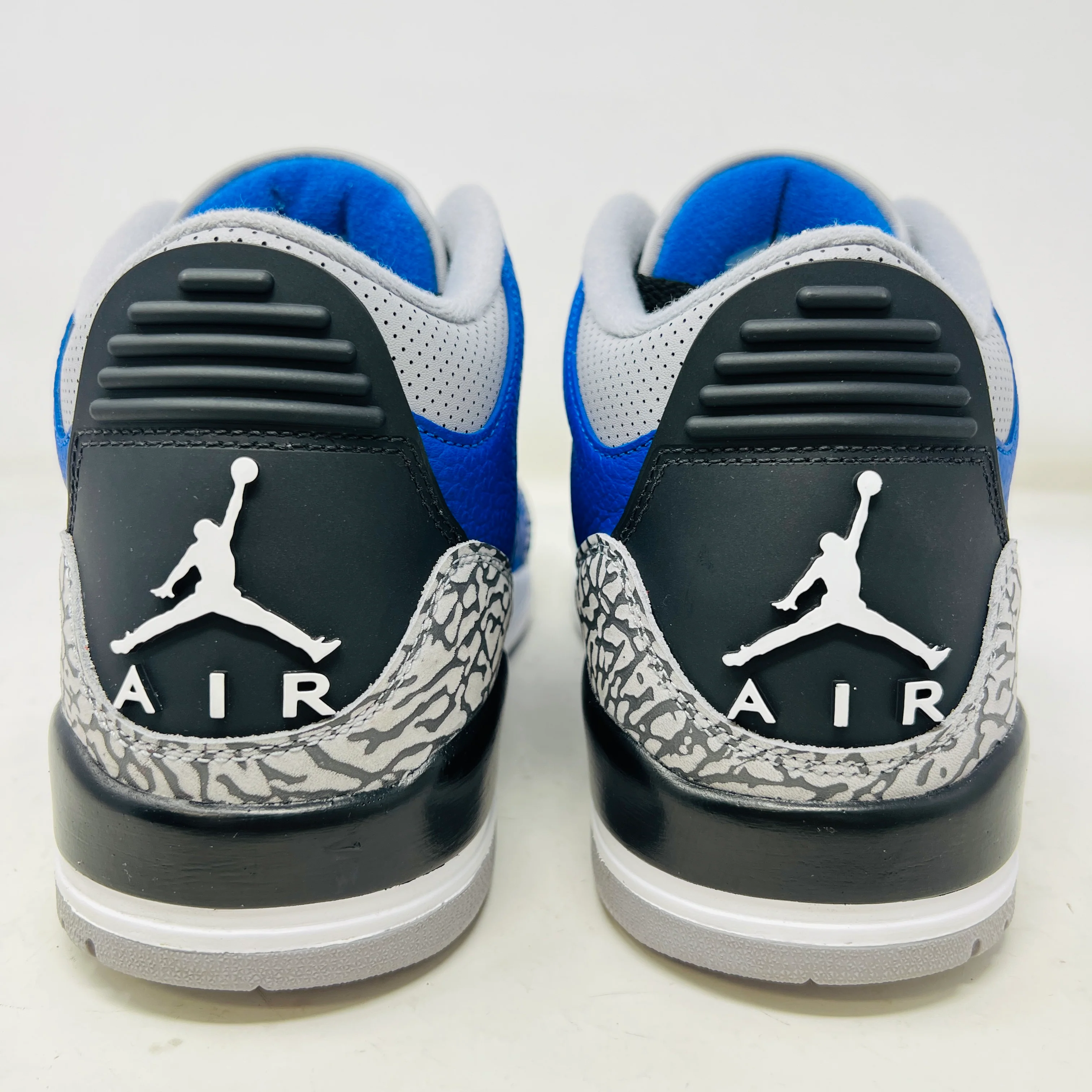 Jordan 3 Retro Varsity Royal Cement - Image 5