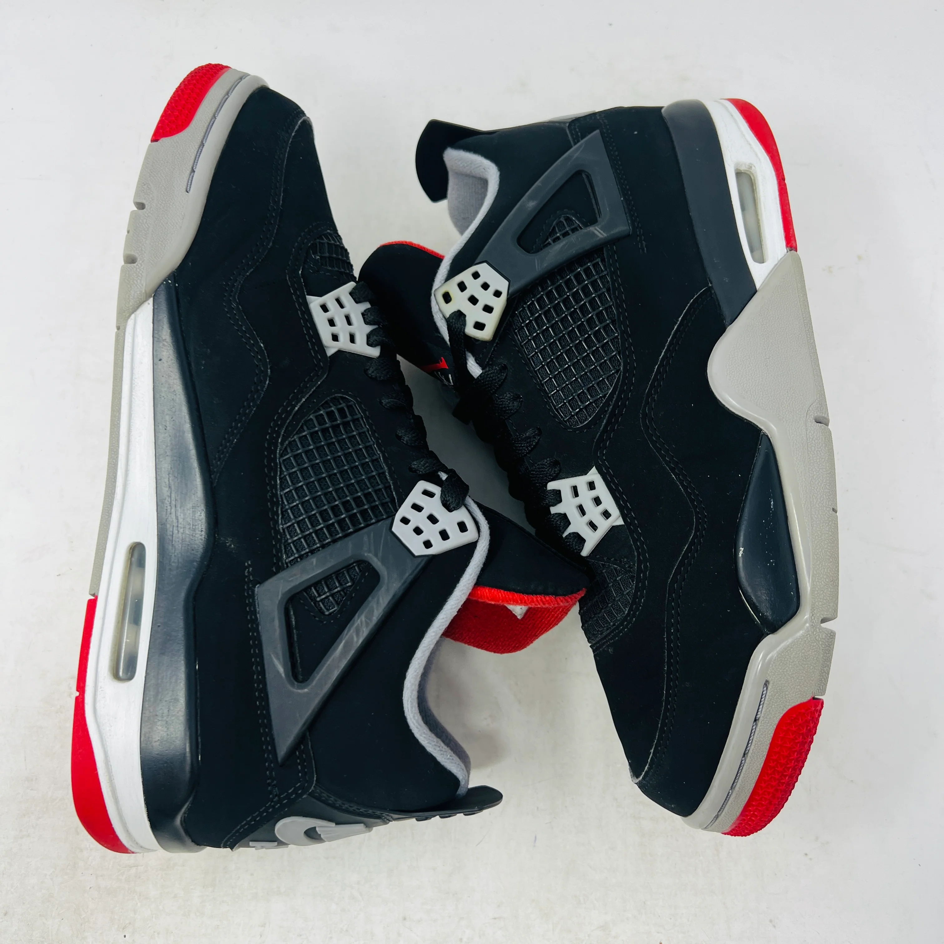 Jordan 4 Retro Bred (2019) - Image 4