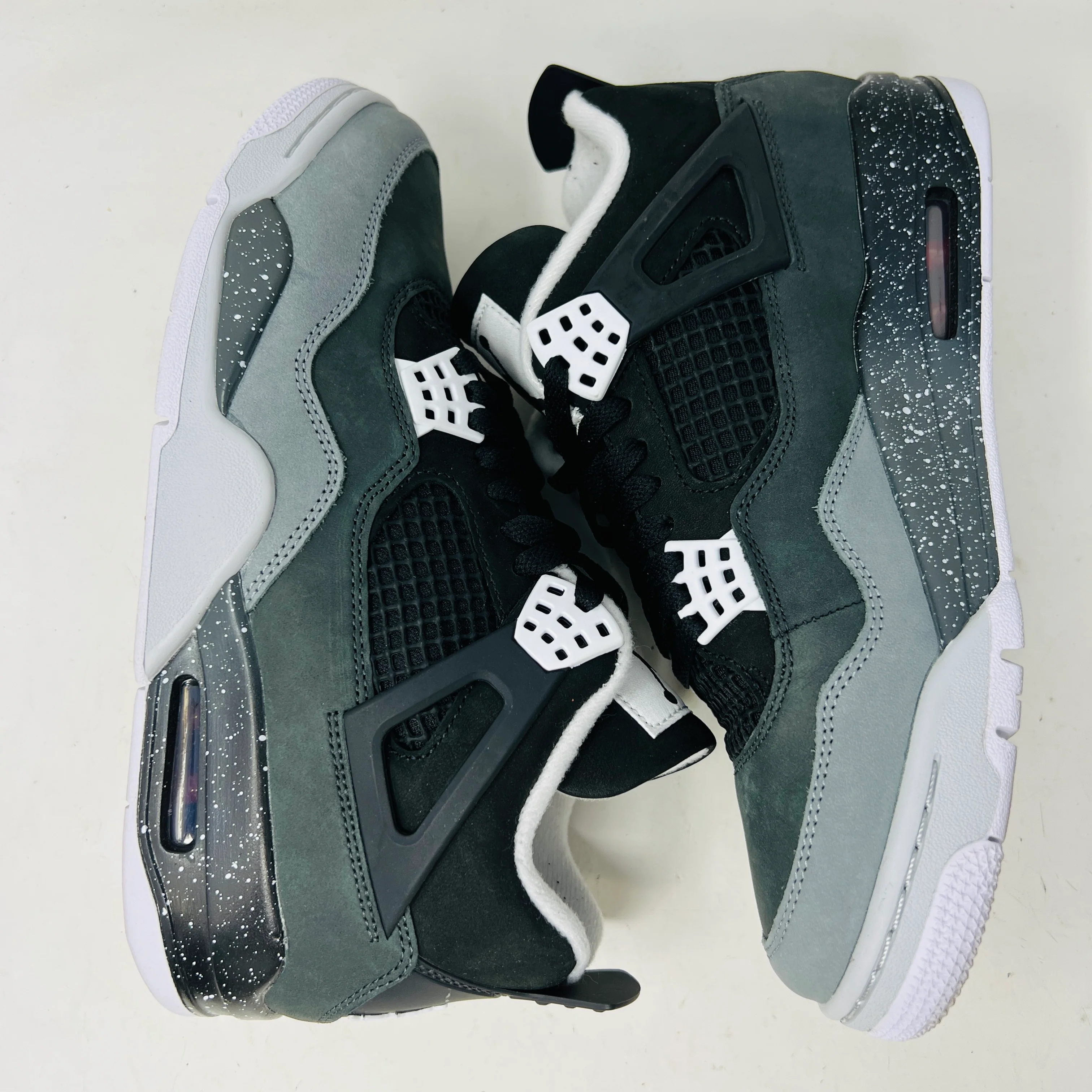 Jordan 4 Retro Fear (2024) - Image 4