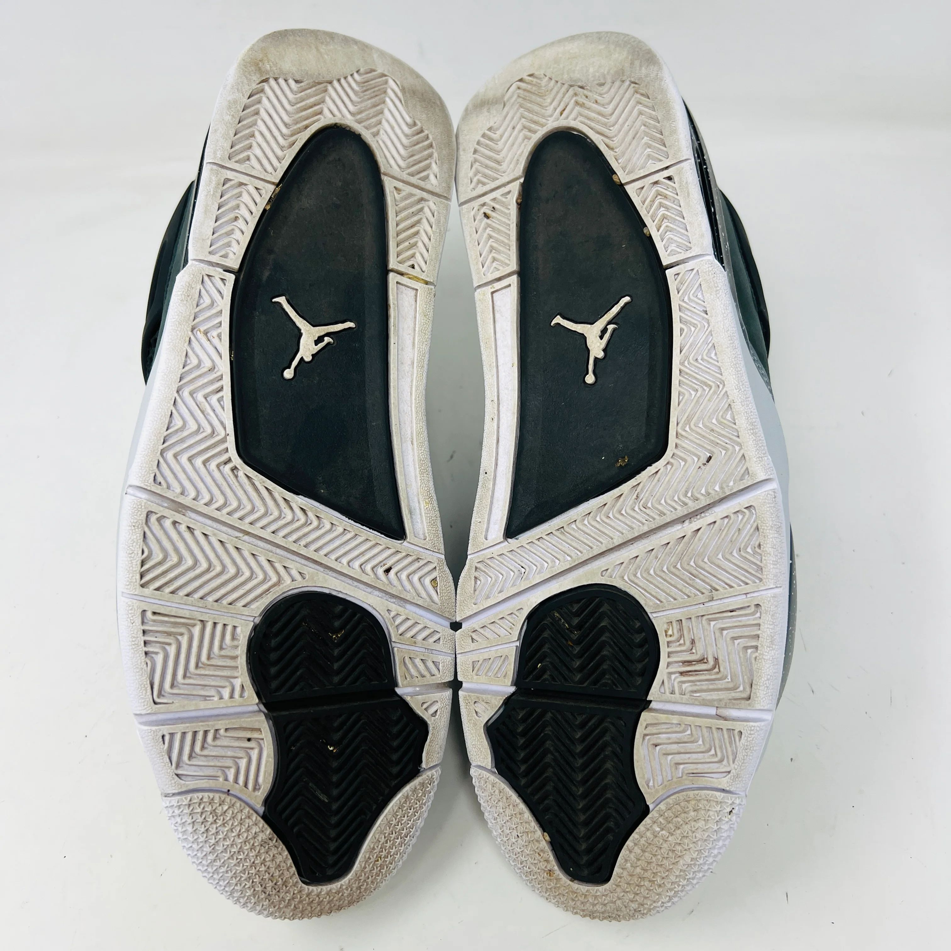 Jordan 4 Retro Fear (2024) - Image 6