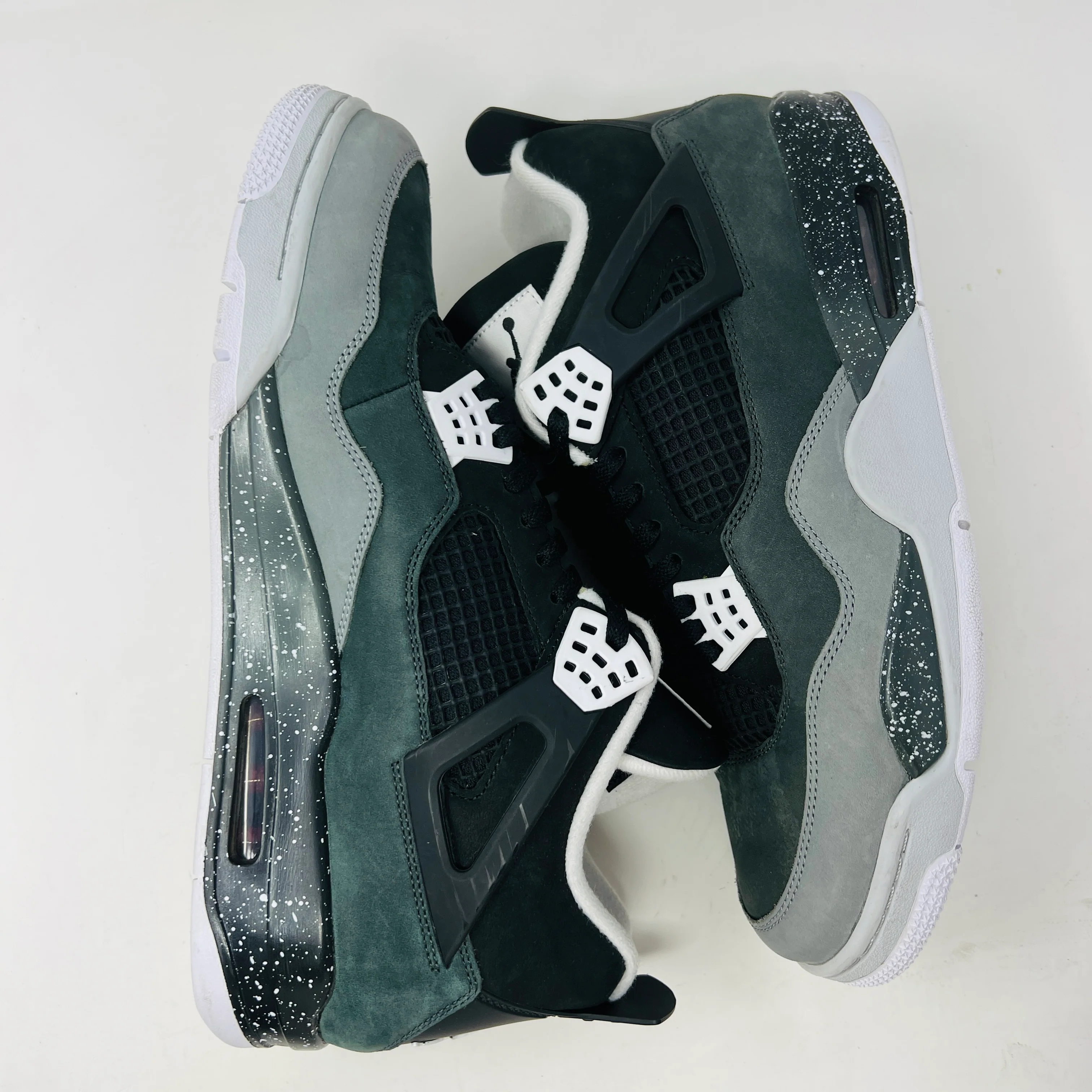 Jordan 4 Retro Fear (2024) - Image 4