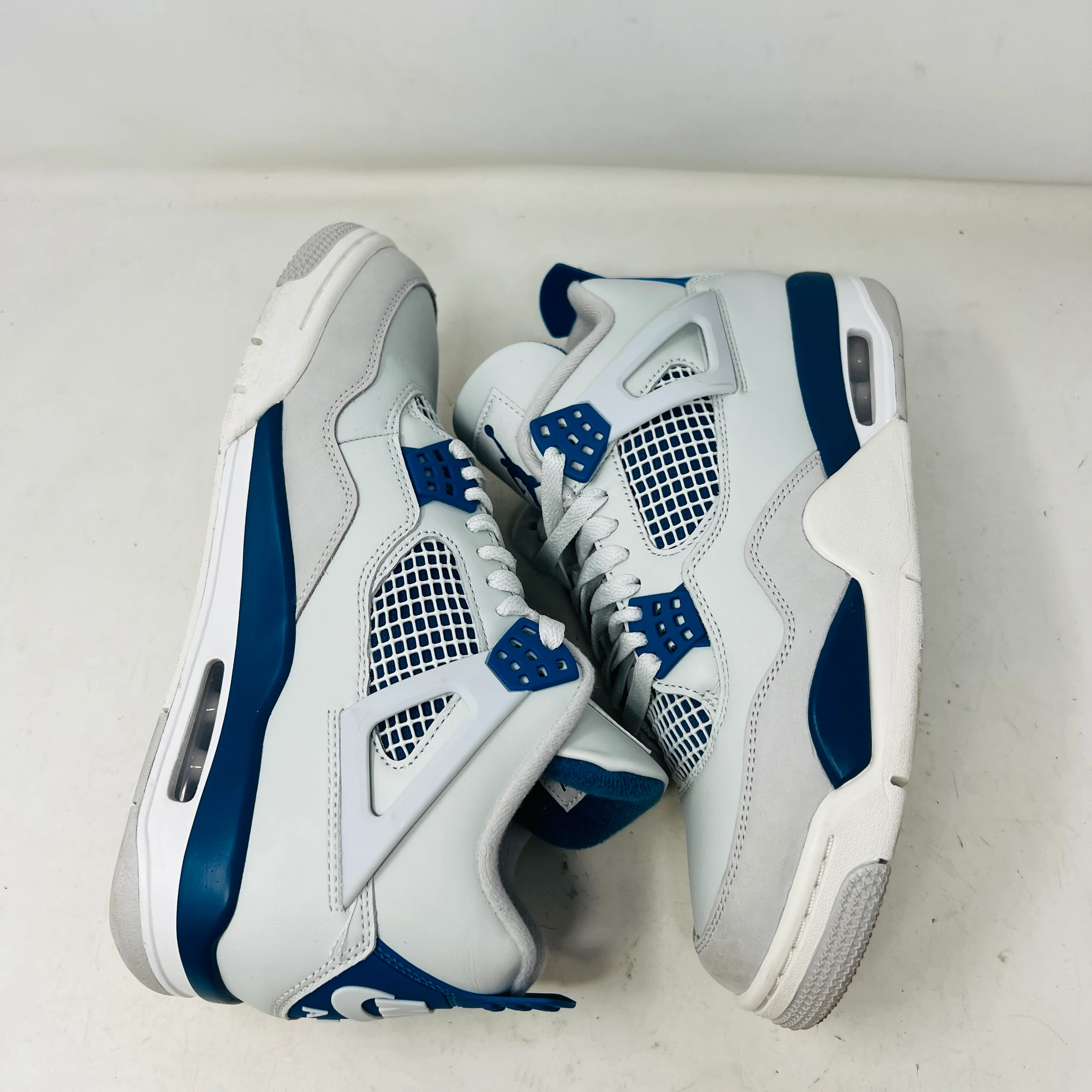 Jordan 4 Retro Military Blue (2024) - Image 4