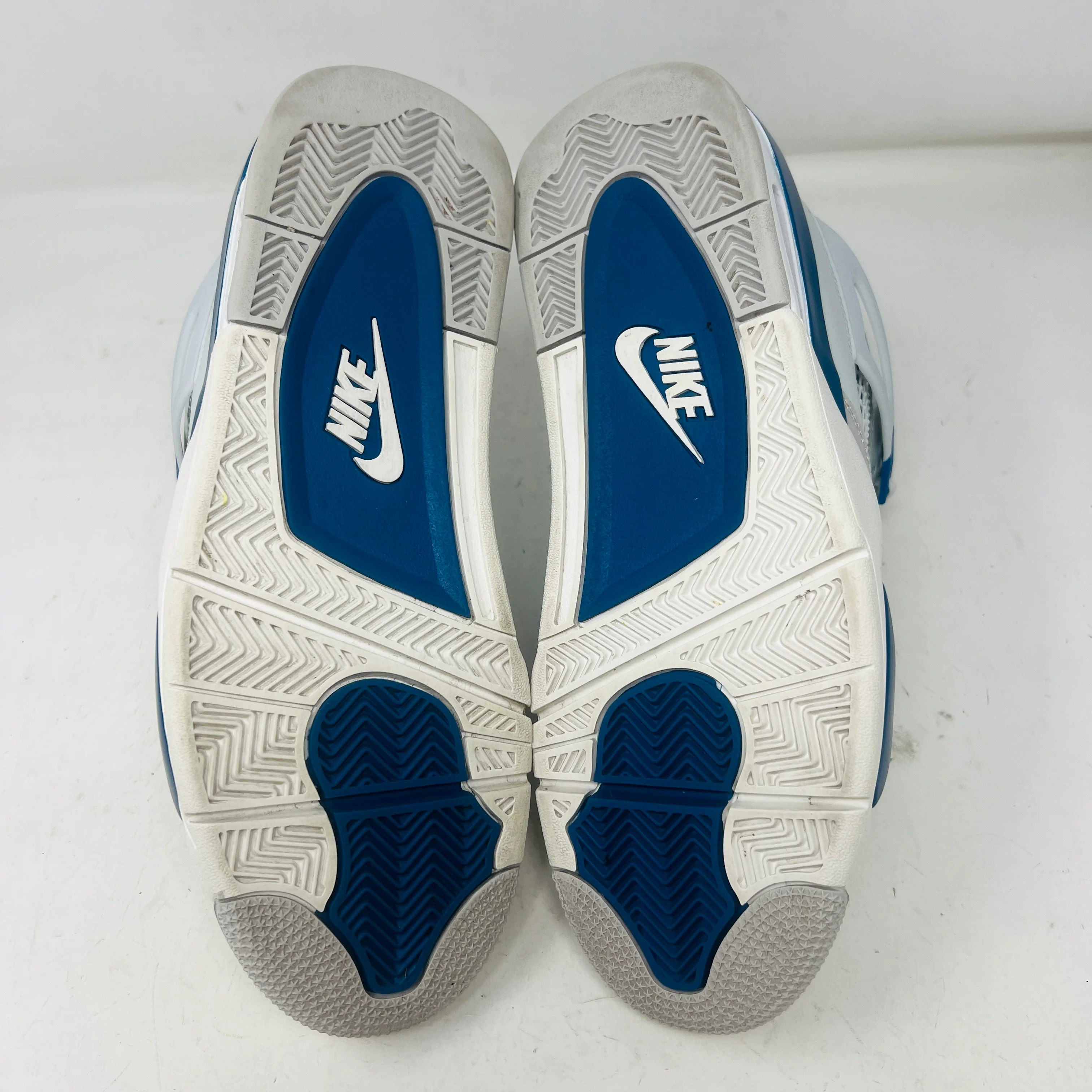 Jordan 4 Retro Military Blue (2024) - Image 6
