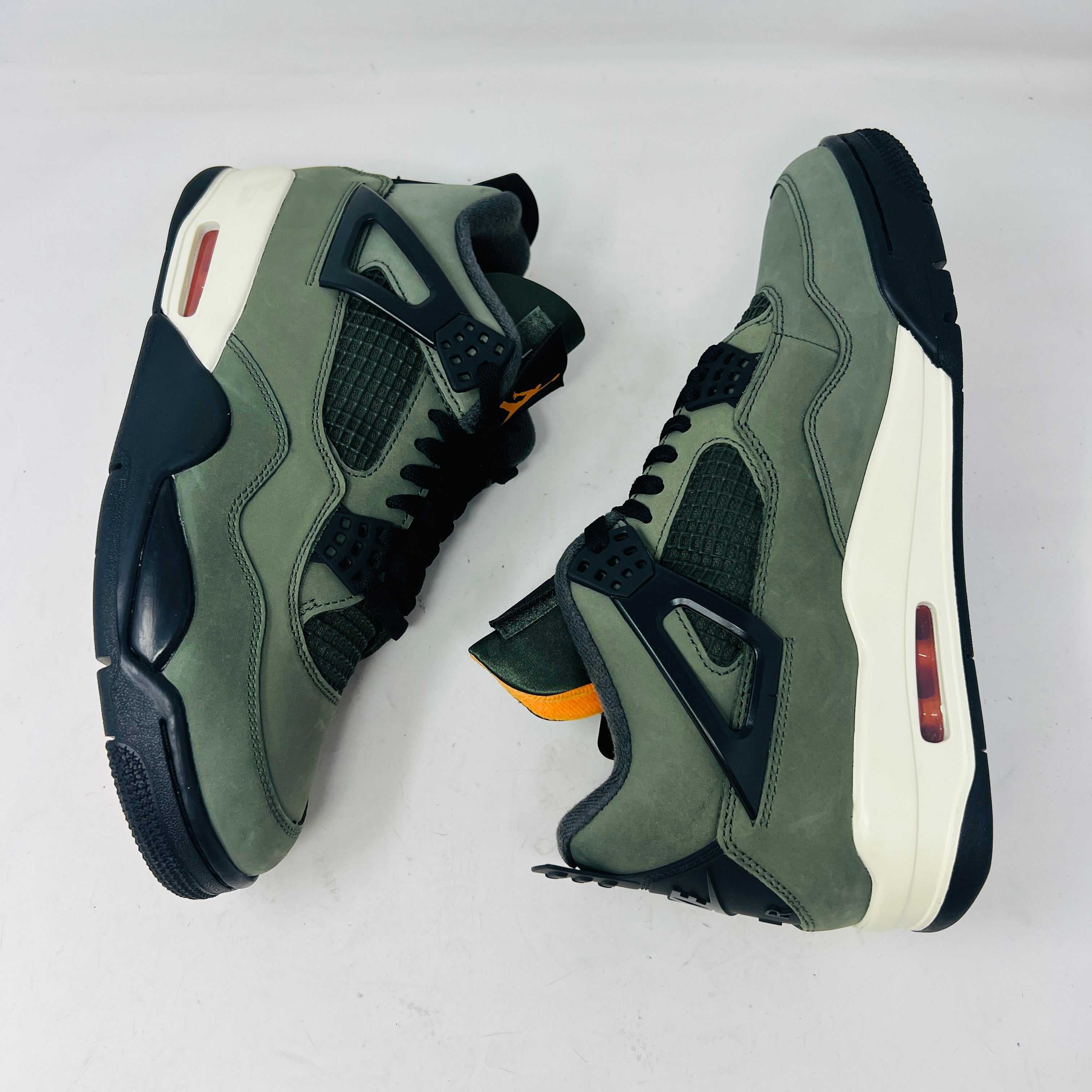 Jordan 4 Retro OG SP Undefeated (2025) - Image 3