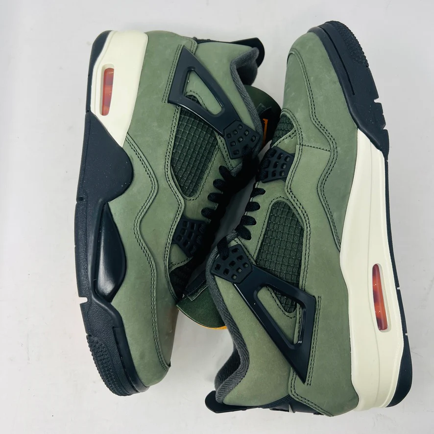 Jordan 4 Retro OG SP Undefeated (2025) - Image 3