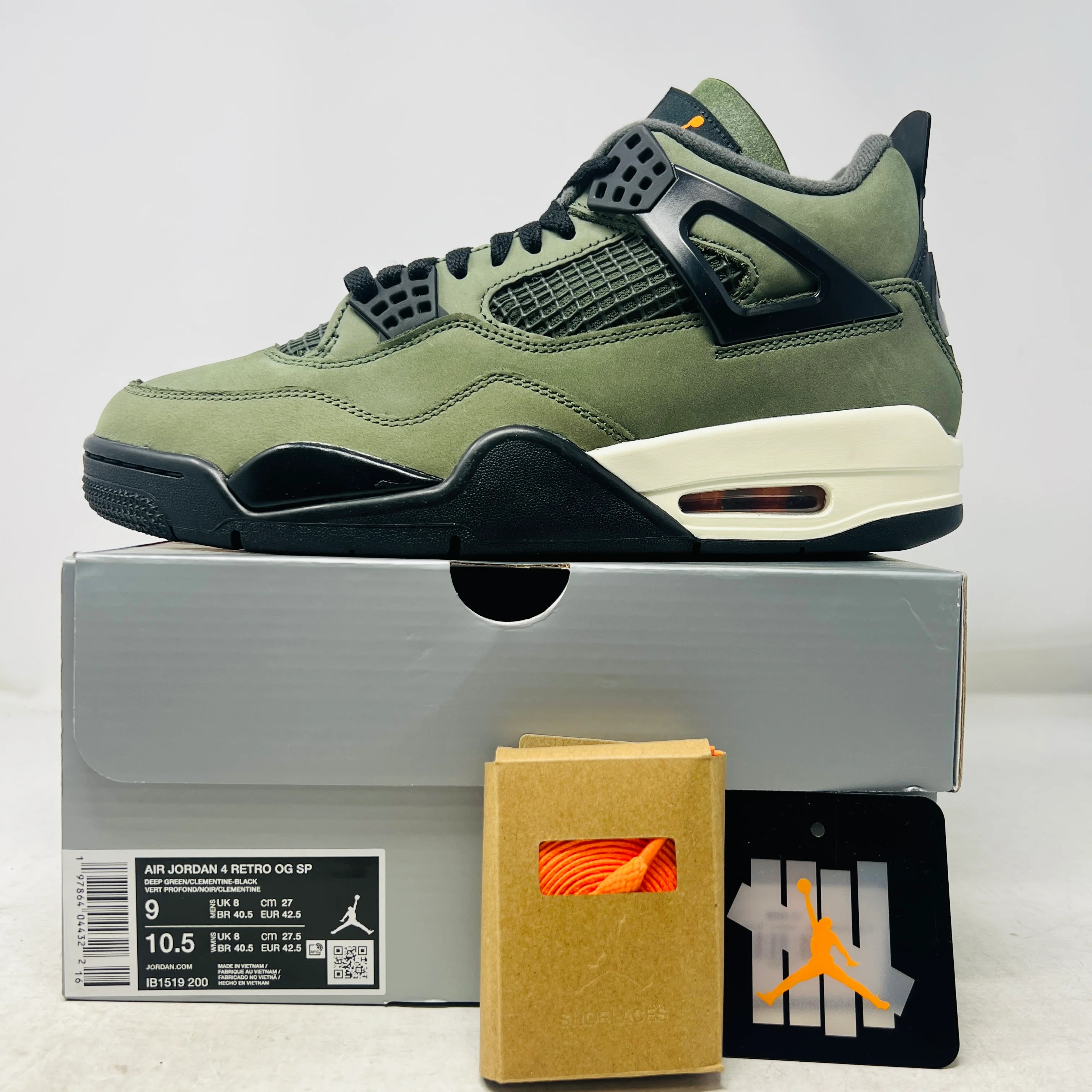 Jordan 4 Retro OG SP Undefeated (2025)
