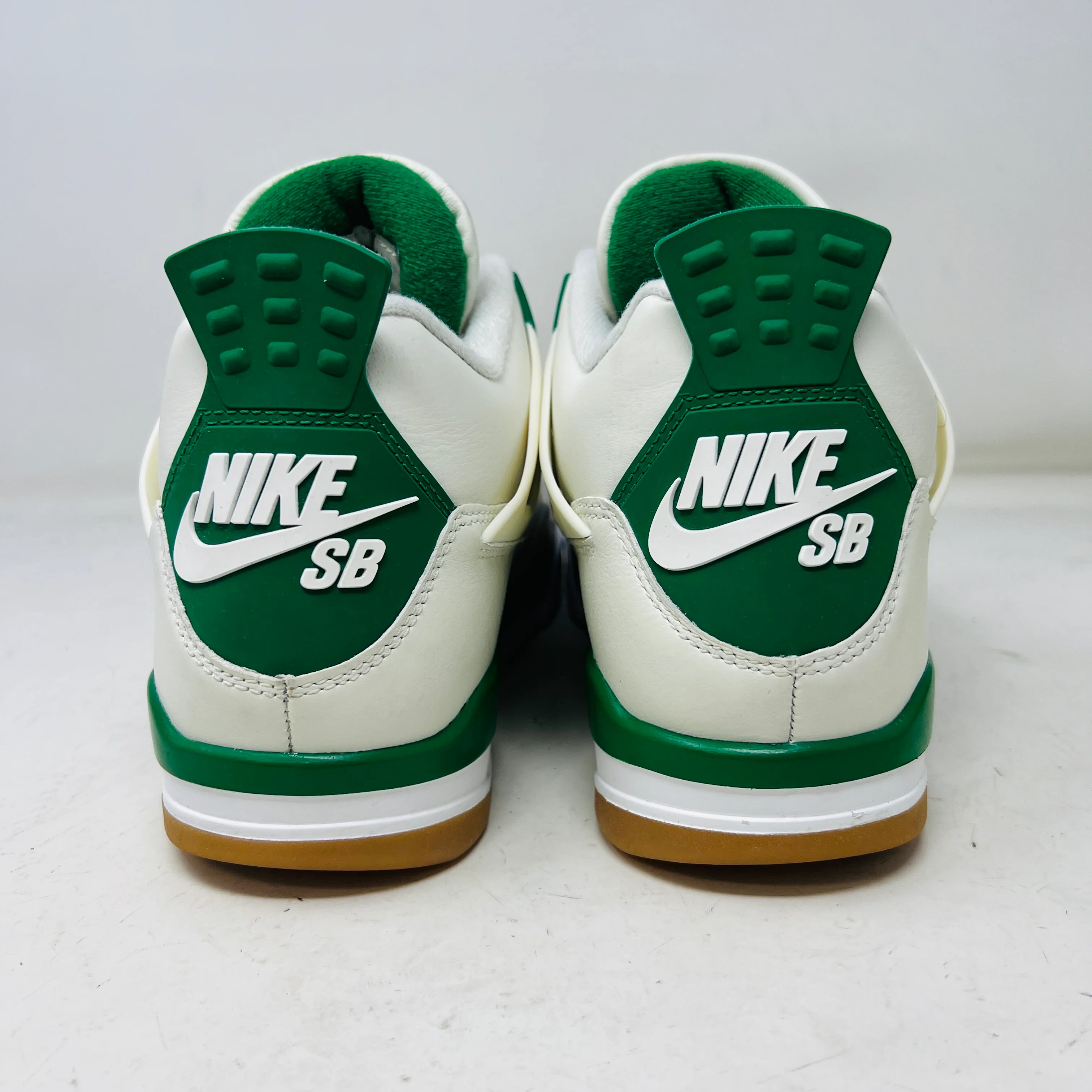 Jordan 4 Retro SB Pine Green - Image 5