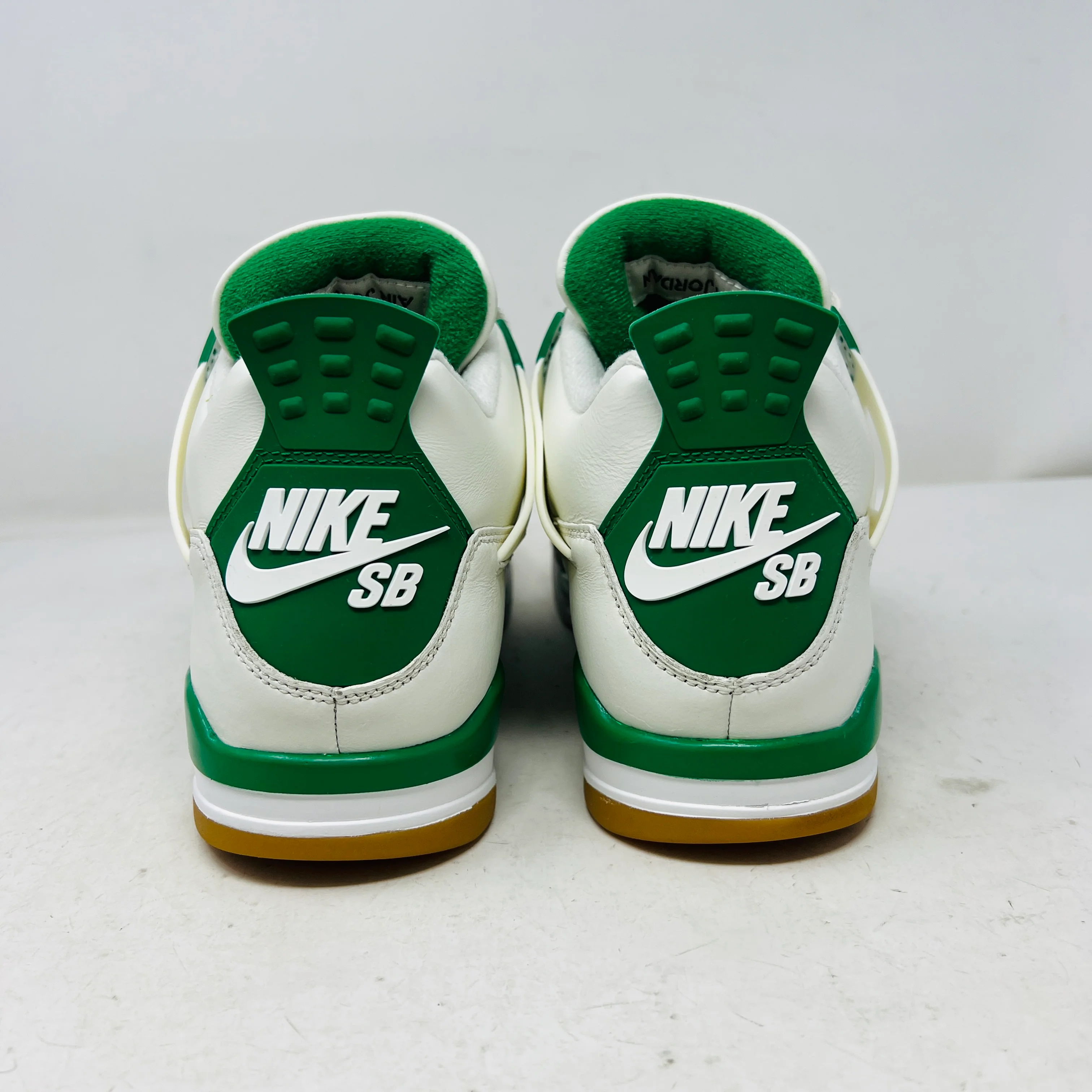 Jordan 4 Retro SB Pine Green - Image 5