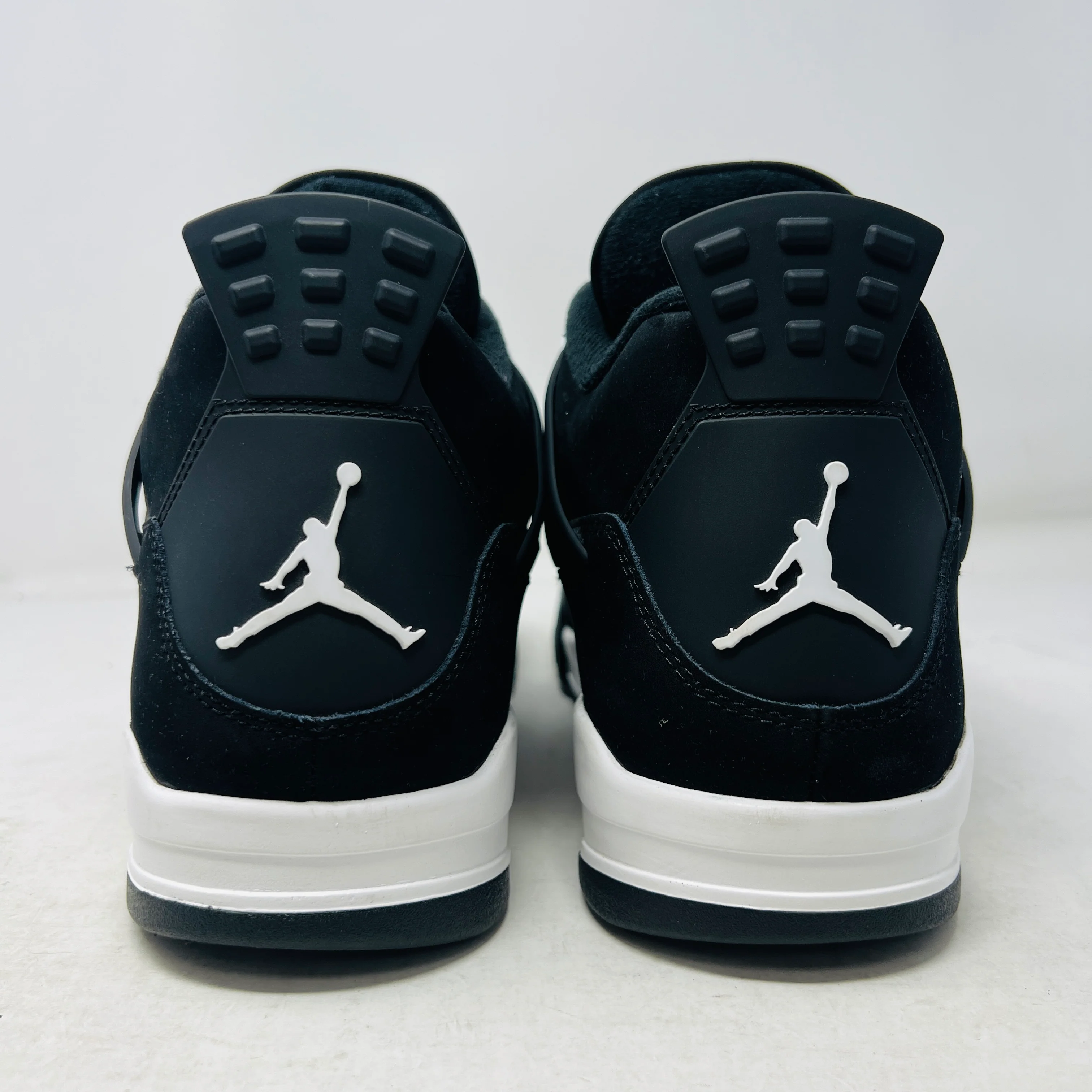 Jordan 4 Retro White Thunder - Image 5