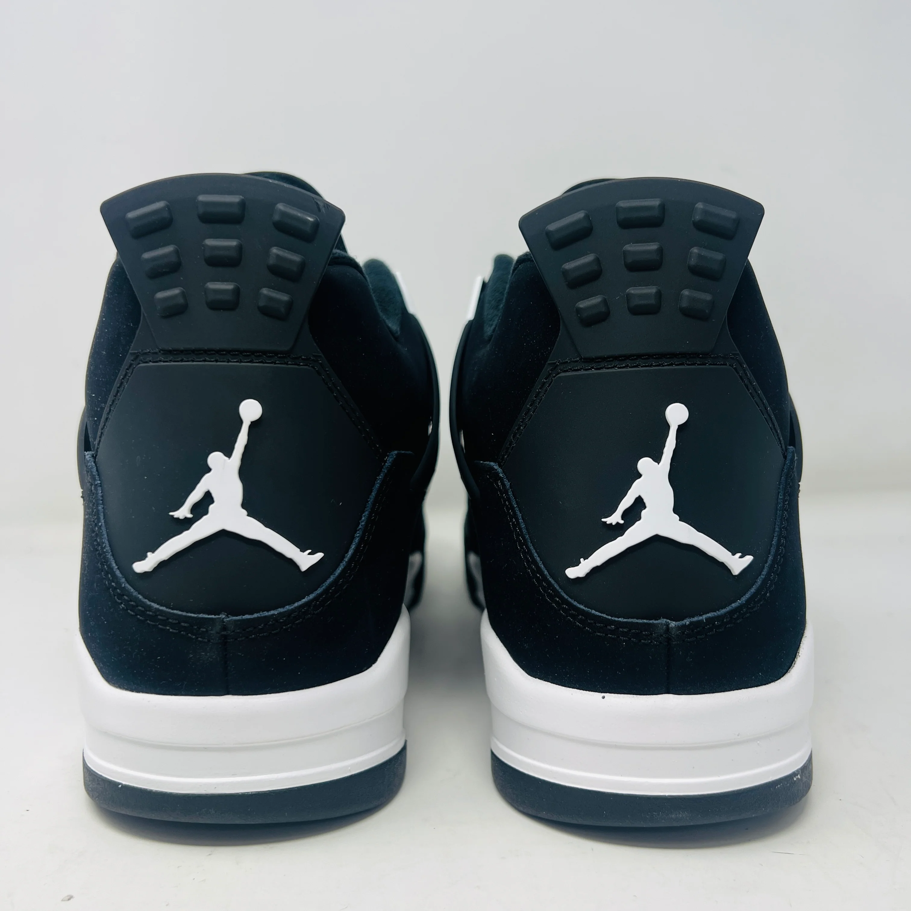 Jordan 4 Retro White Thunder - Image 5