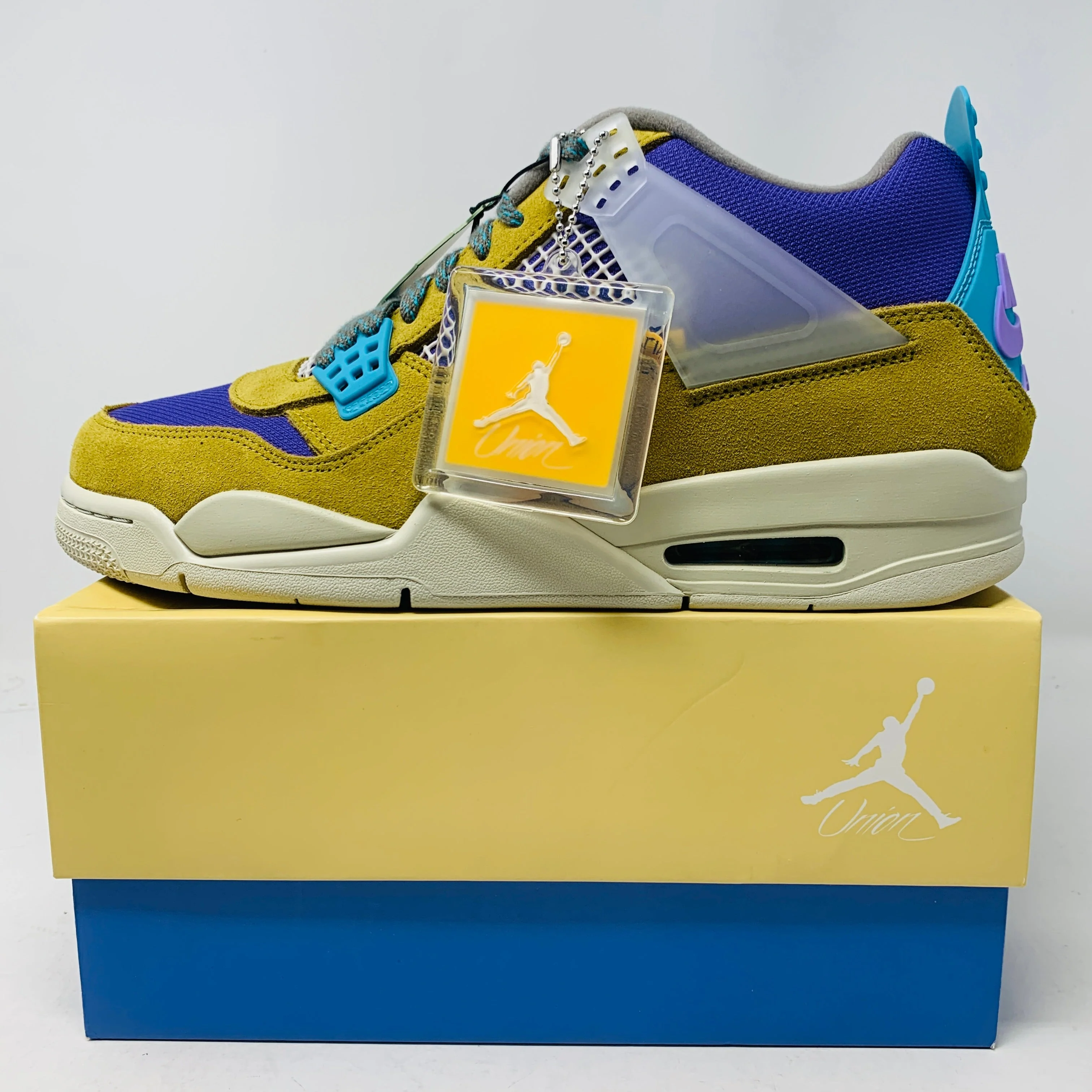 Jordan 4 Union Desert Moss