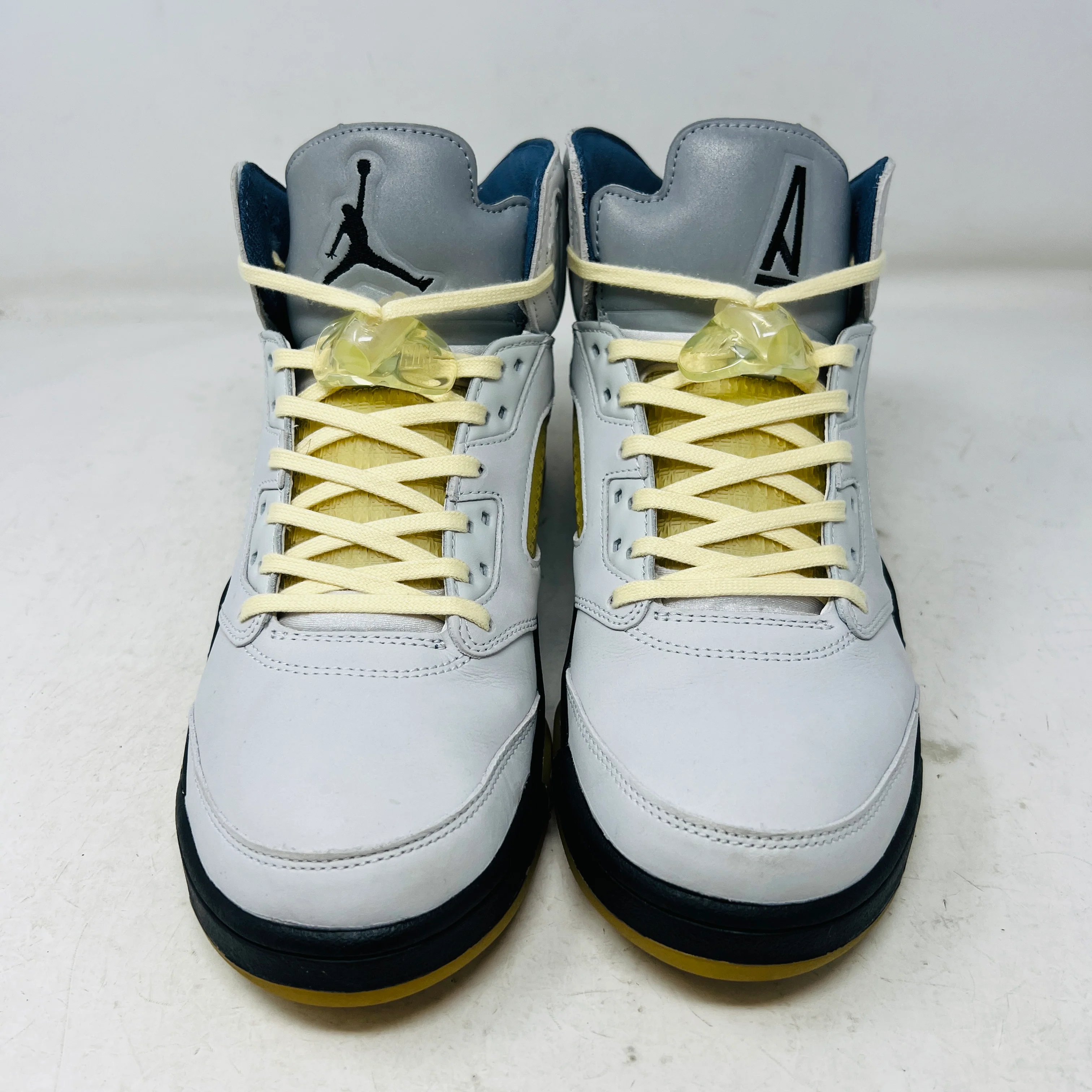 Jordan 5 Retro A Ma Maniére Dawn (Women's) - Image 2
