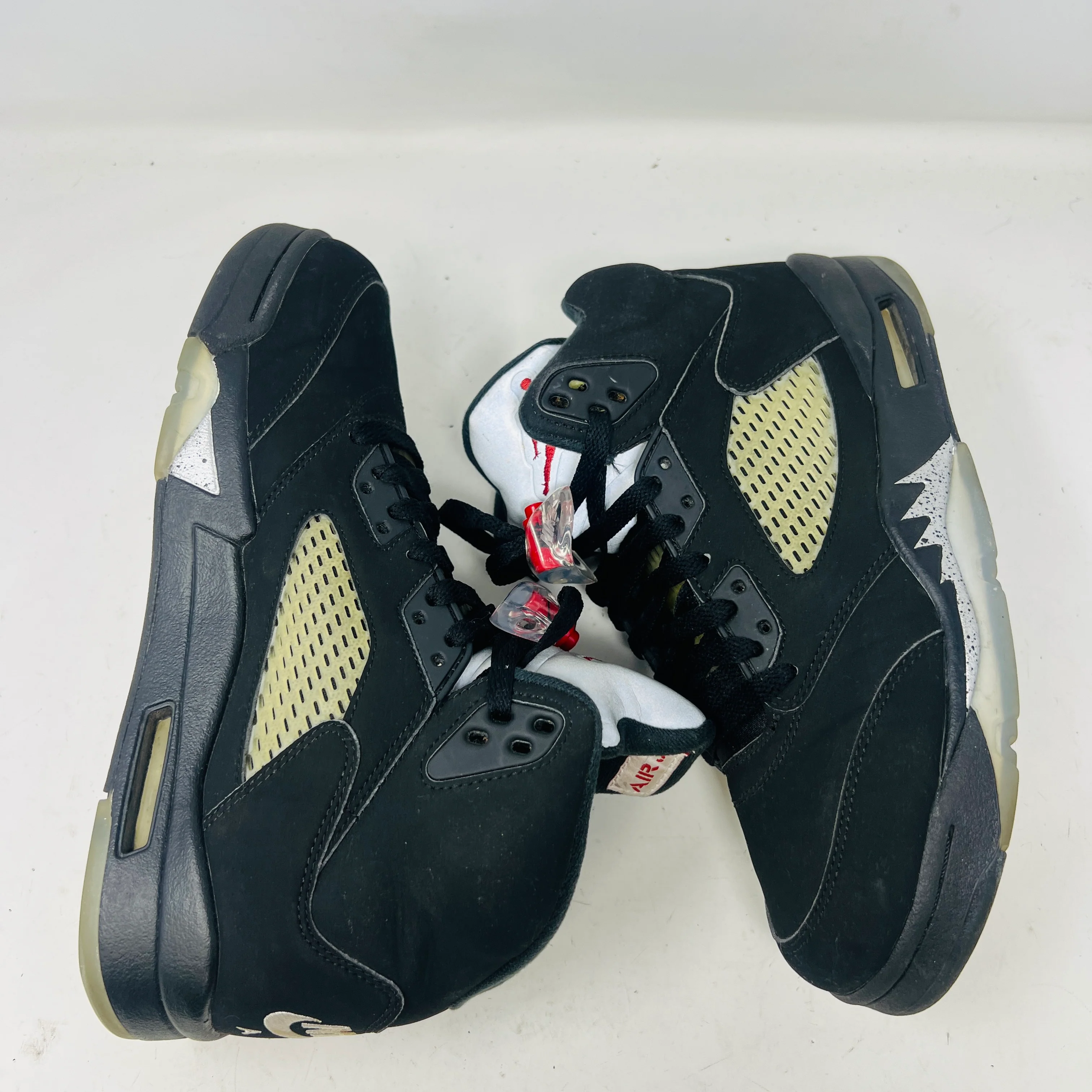 Jordan 5 Retro Black Metallic (2016) - Image 4