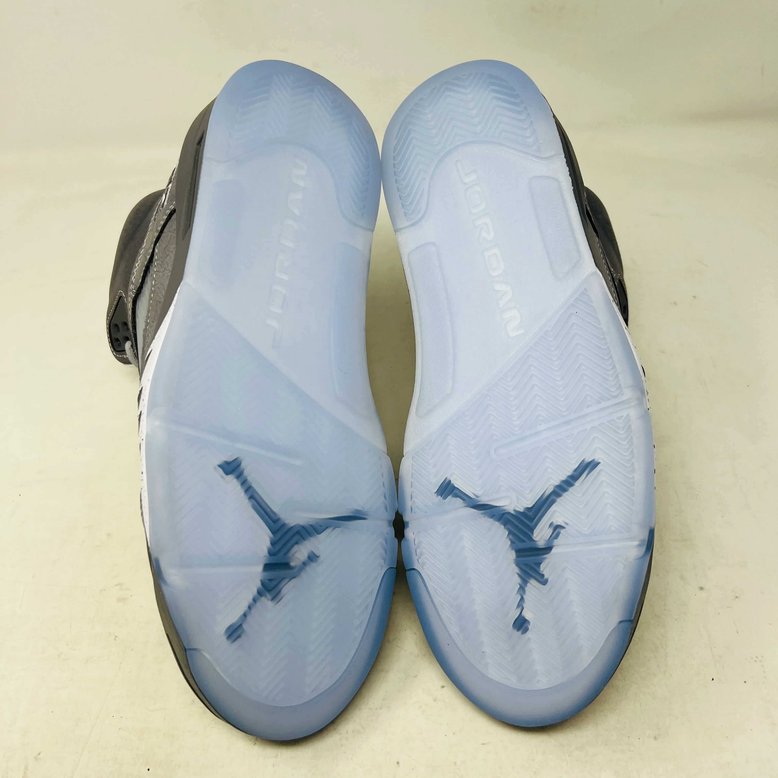 Jordan 5 Retro Wolf Grey (2026) - Image 6