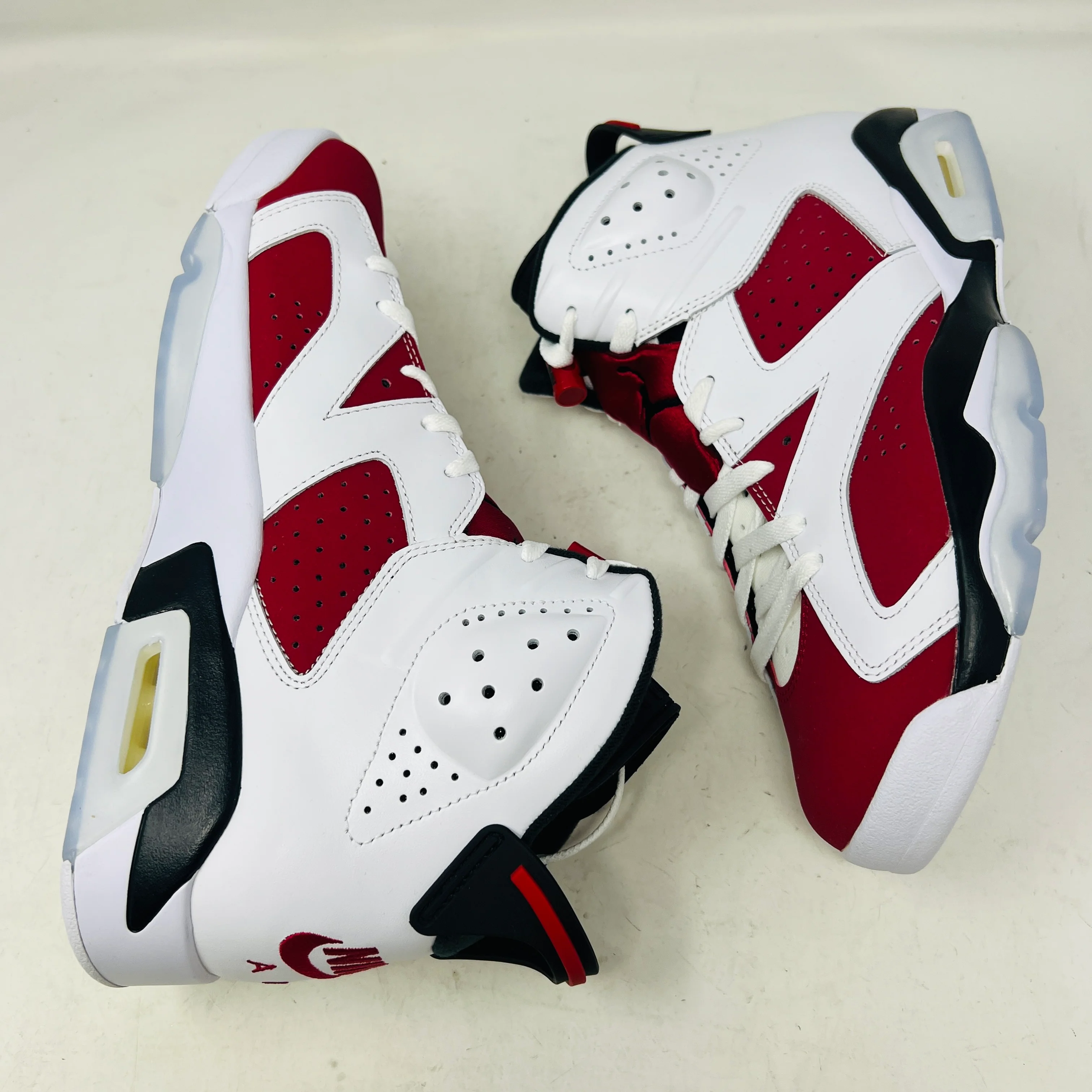 Jordan 6 Retro Carmine (2021) - Image 4