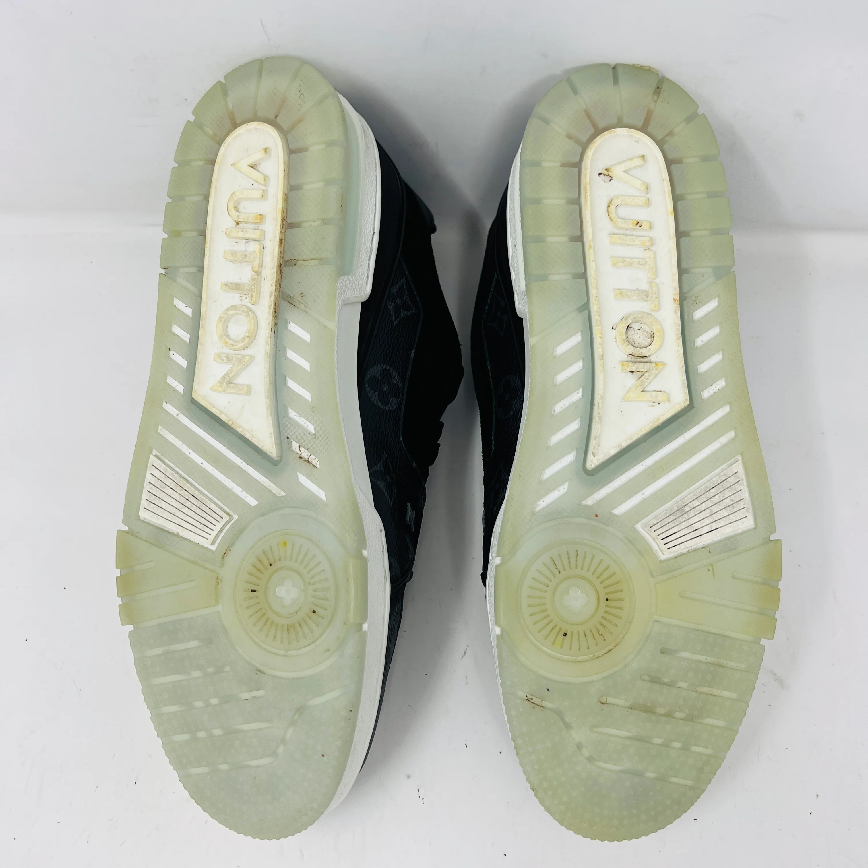 Louis Vuitton Trainer Black Monogram - Image 6