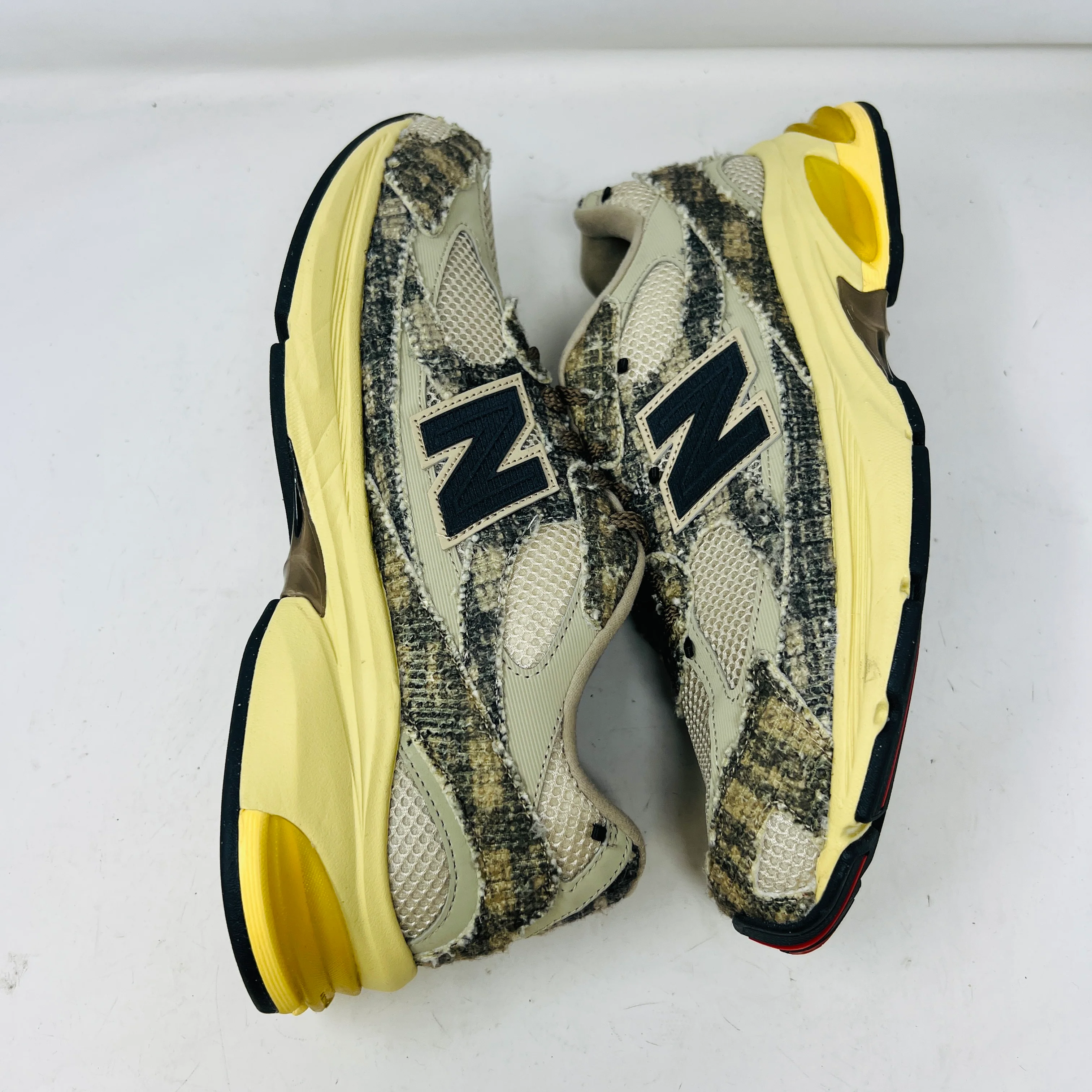 New Balance 2010 Joe Freshgoods Bag Lady - Image 4