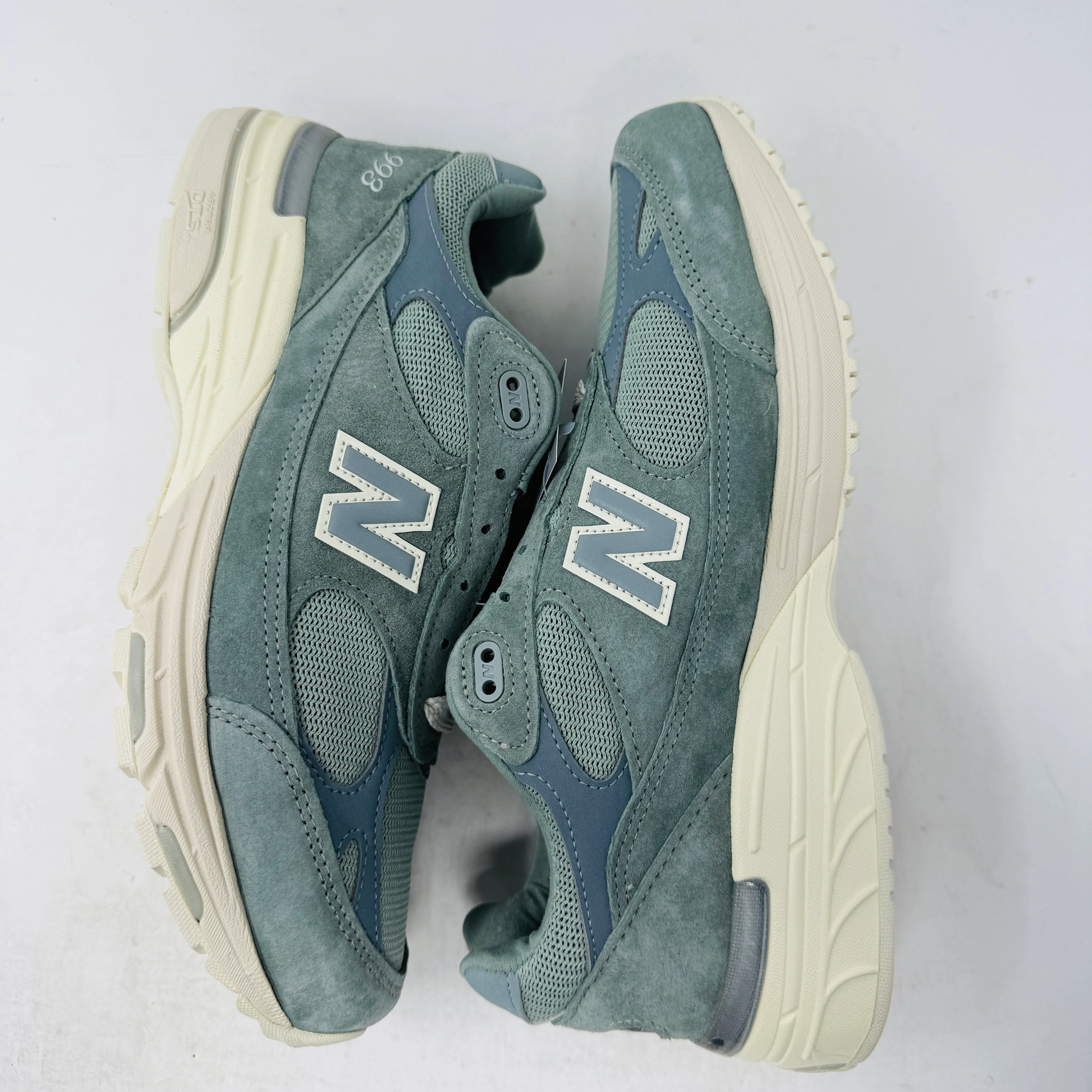 New Balance 993 MiUSA Kith Pistachio - Image 3