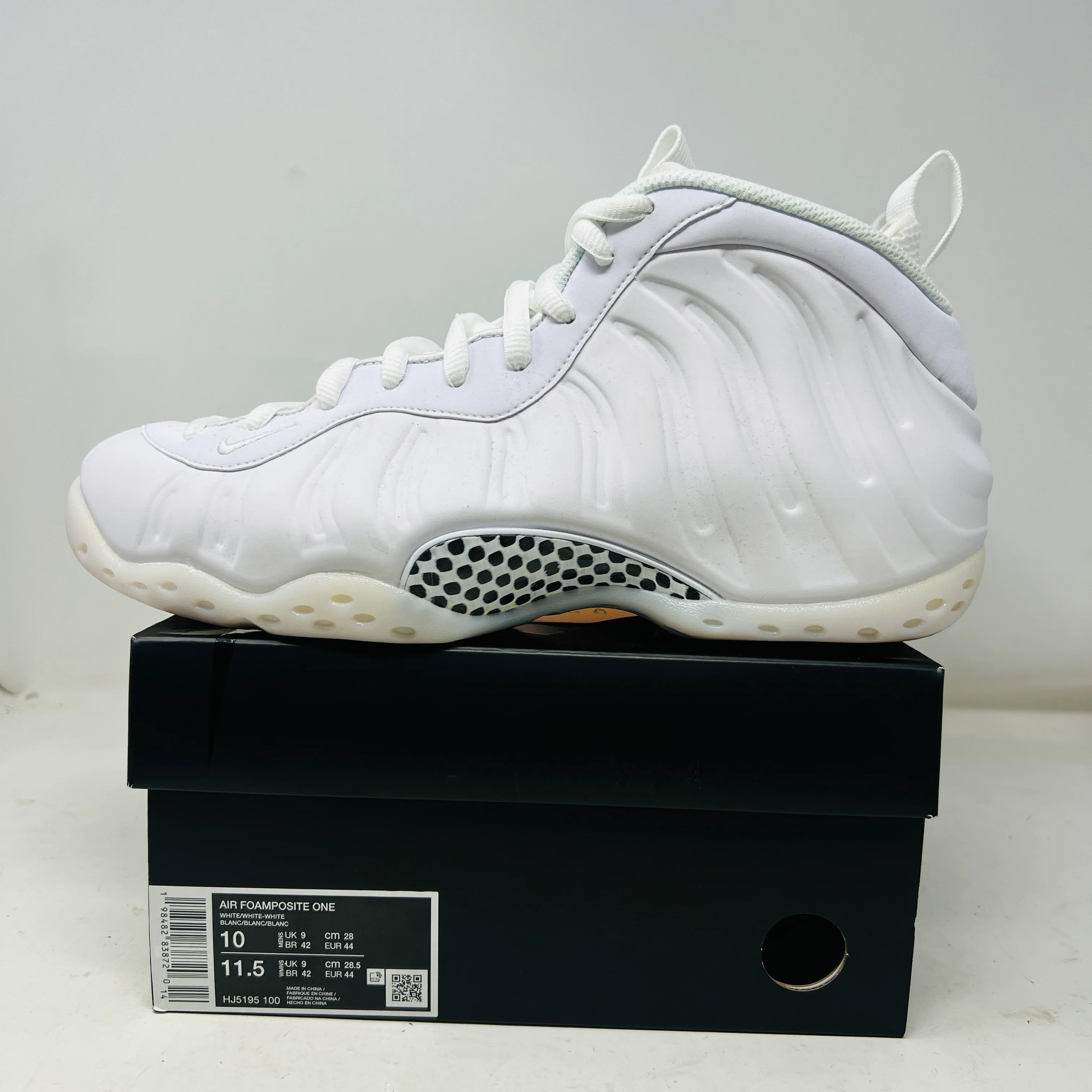 Nike Air Foamposite One Triple White