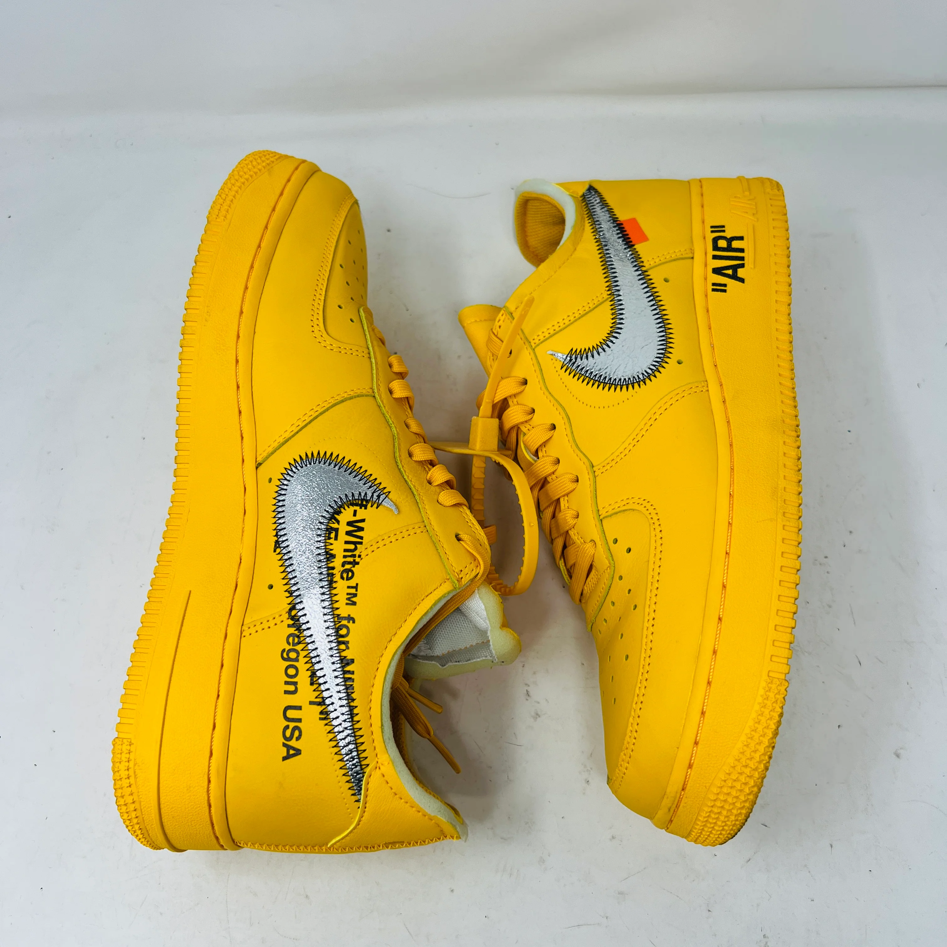 Nike Air Force 1 Low Off-White ICA University Gold - Image 4