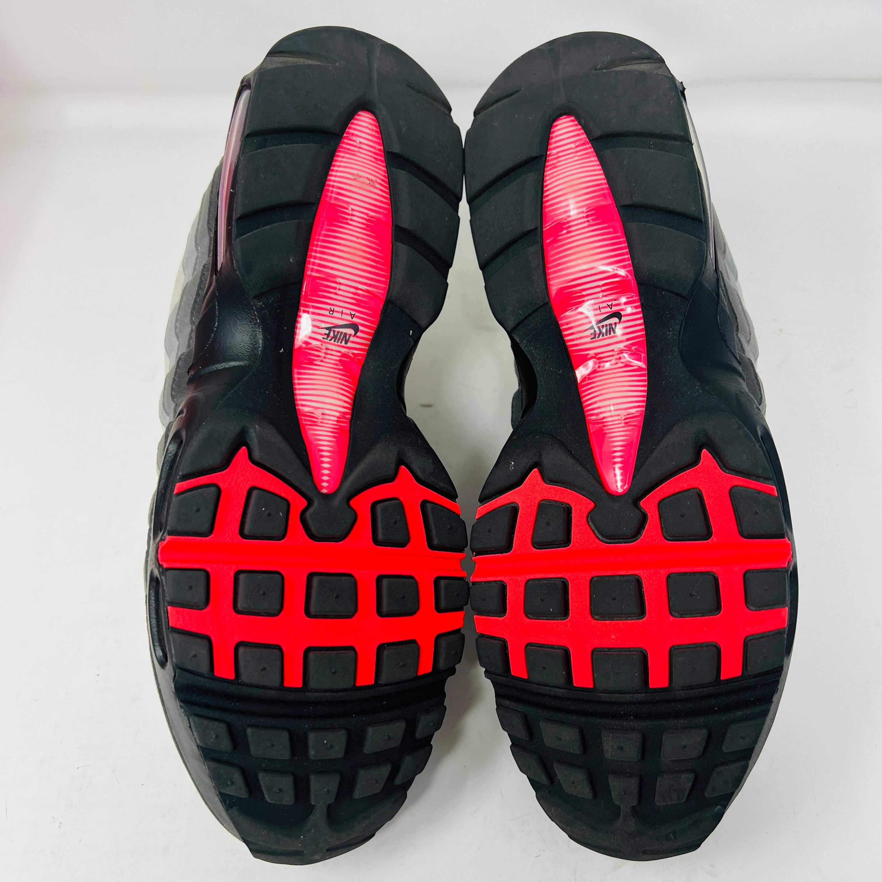 Nike Air Max 95 OG Big Bubble Solar Red 2.0 (2025) - Image 6