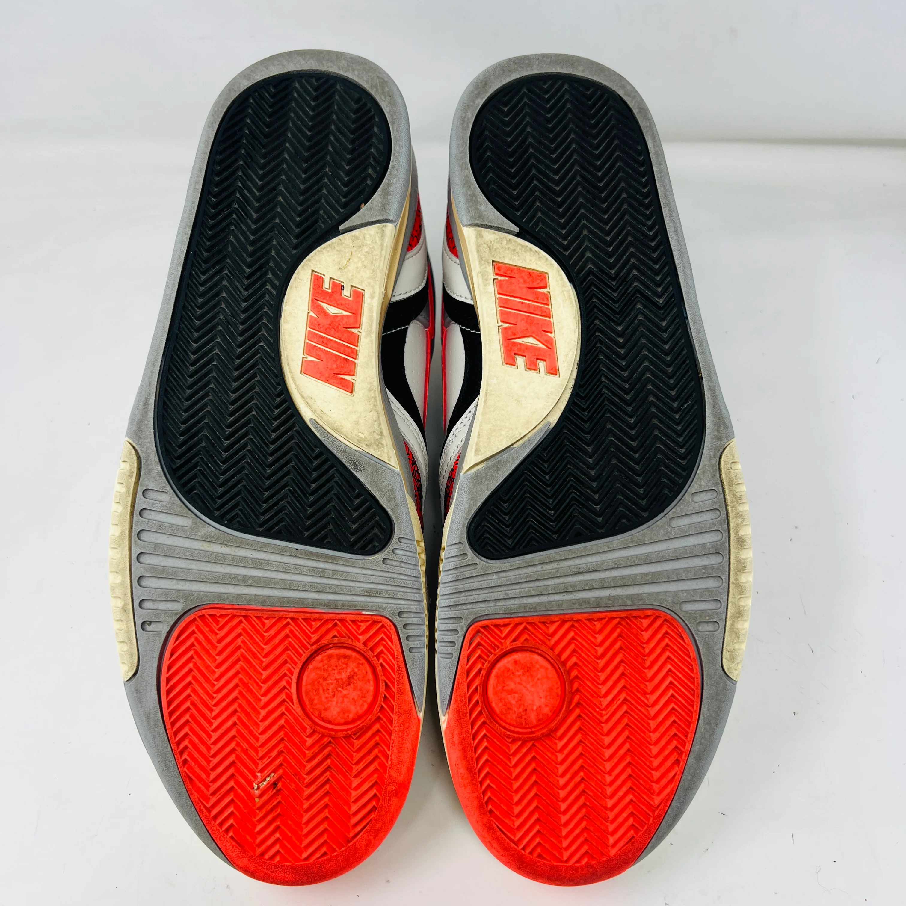 Nike Air Tech Challenge II Hot Lava (2024) - Image 6