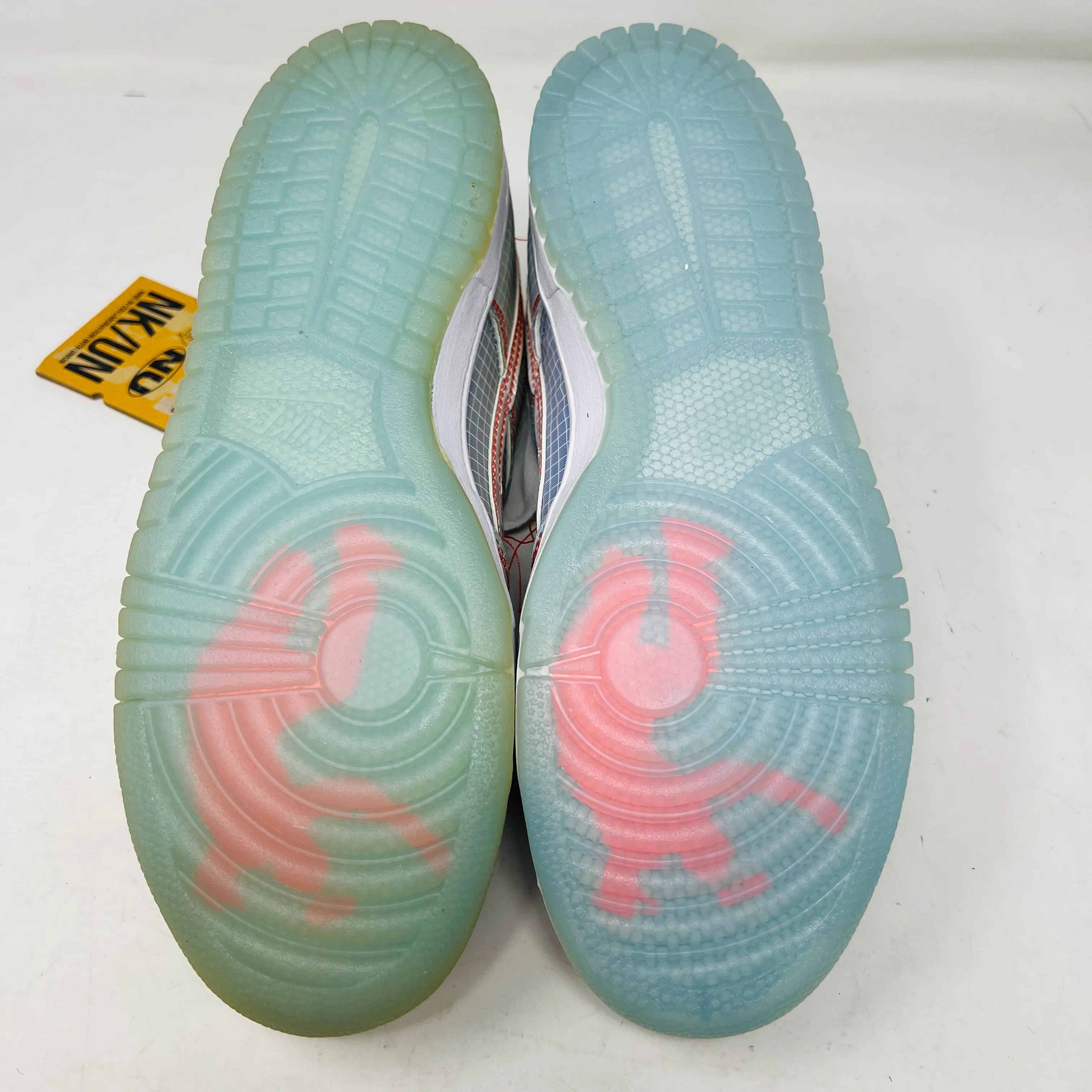 Nike Dunk Low Union Passport Pack Argon - Image 6